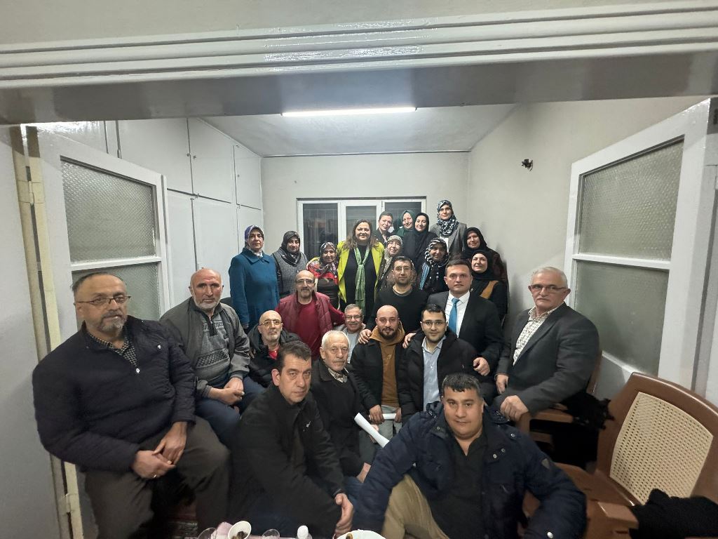 "ÇAKMA MİLLİYETÇİLER BİZİM İÇİMİZDEKİ VATAN SEVGİSİNİ ANLAYAMAZLAR"
