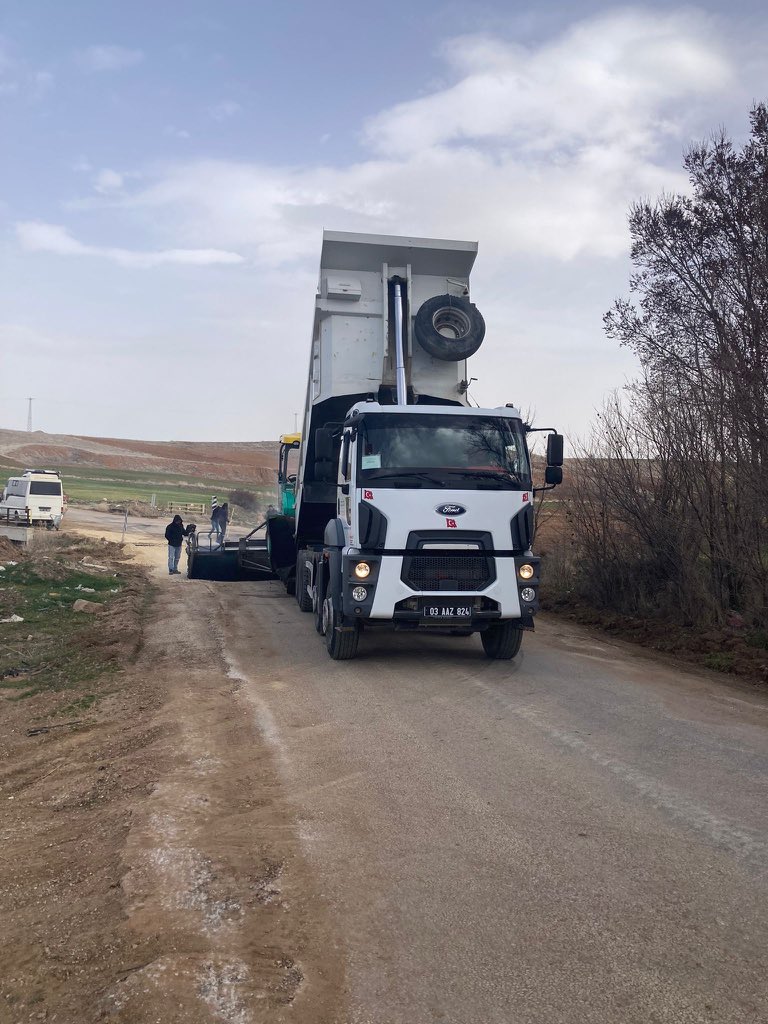 AK Partili Özkaya Belde Halkının İstediğini Yerine Getirdi