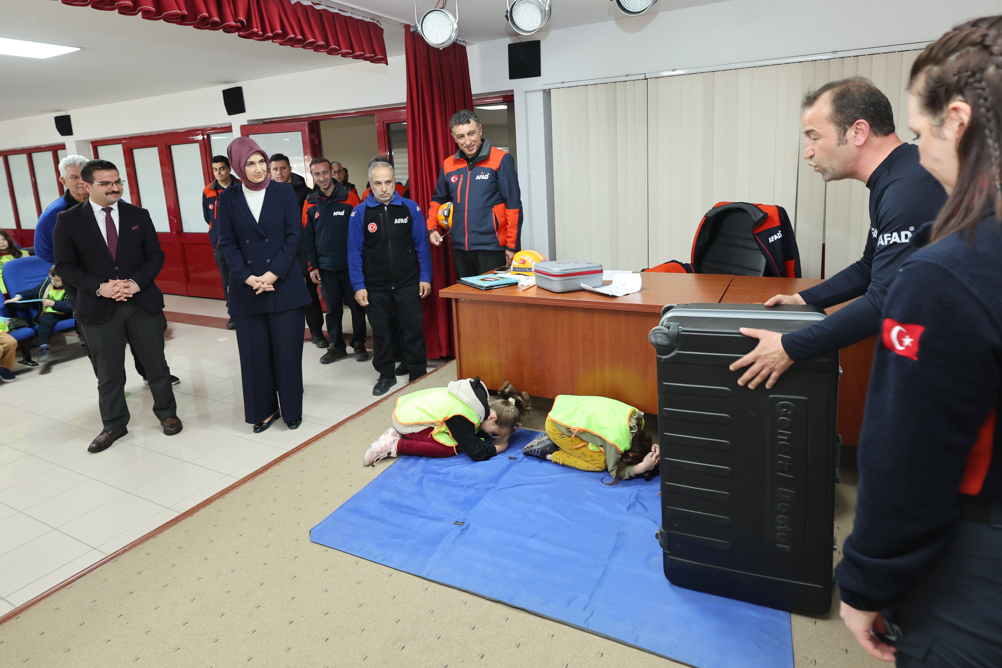 Vali Yiğitbaş'ı Deprem Haftası Dolayısıyla AFAD'ı Ziyaret Etti