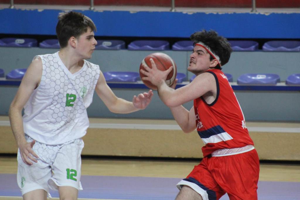 U-18 BASKETBOL BÖLGE ŞAMPİYONASI BAŞLADI
