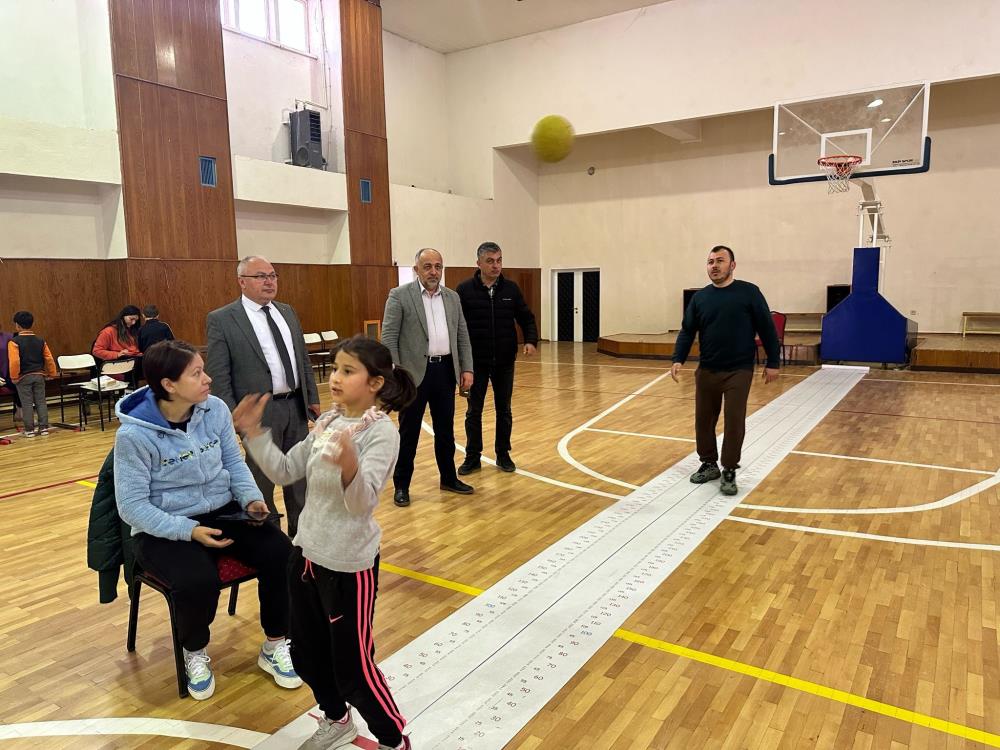 Bolvadin’de Öğrenciler Yetenek Taramasından Geçti