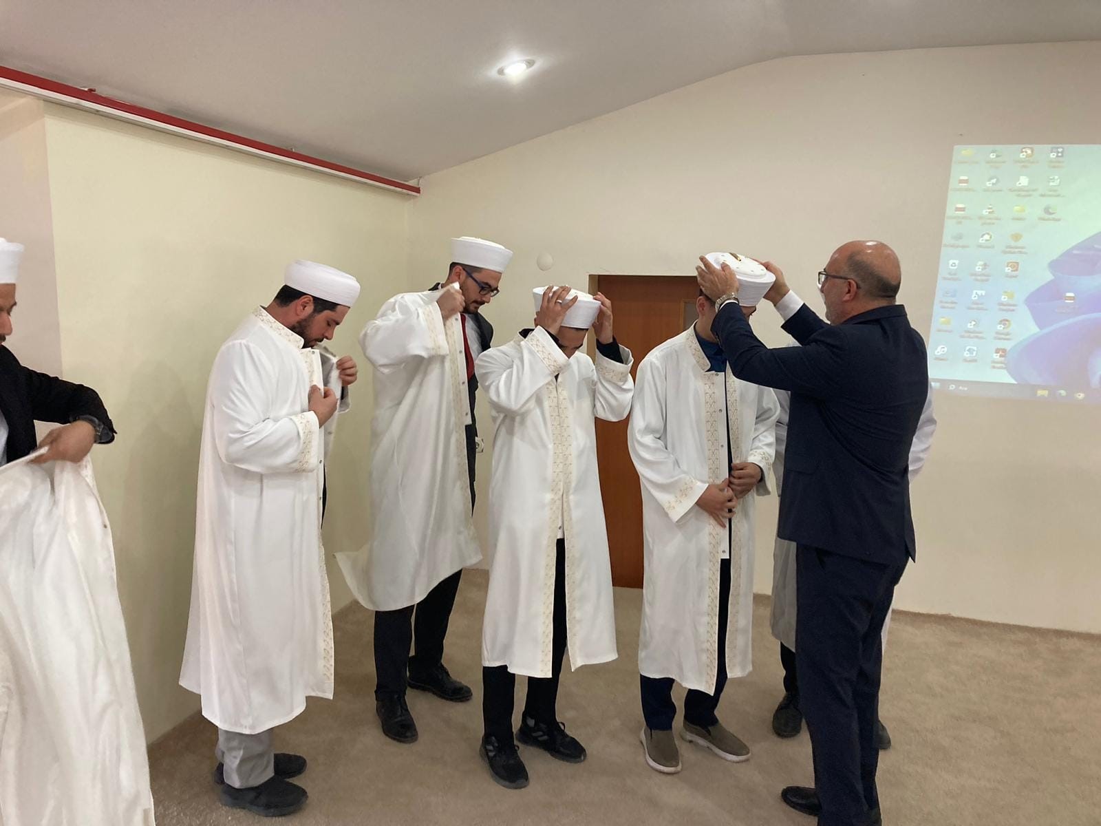 İmamoğlu Ziyaretlerine Devam Ediyor
