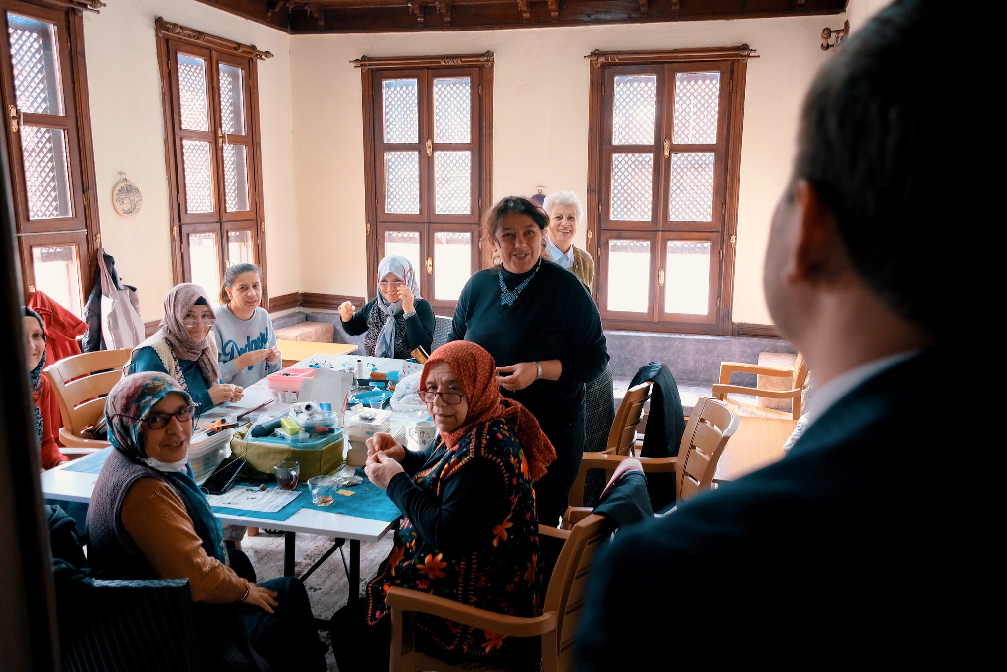 Saadet Partili Karataş Çocuklar Yakından İlgilendi