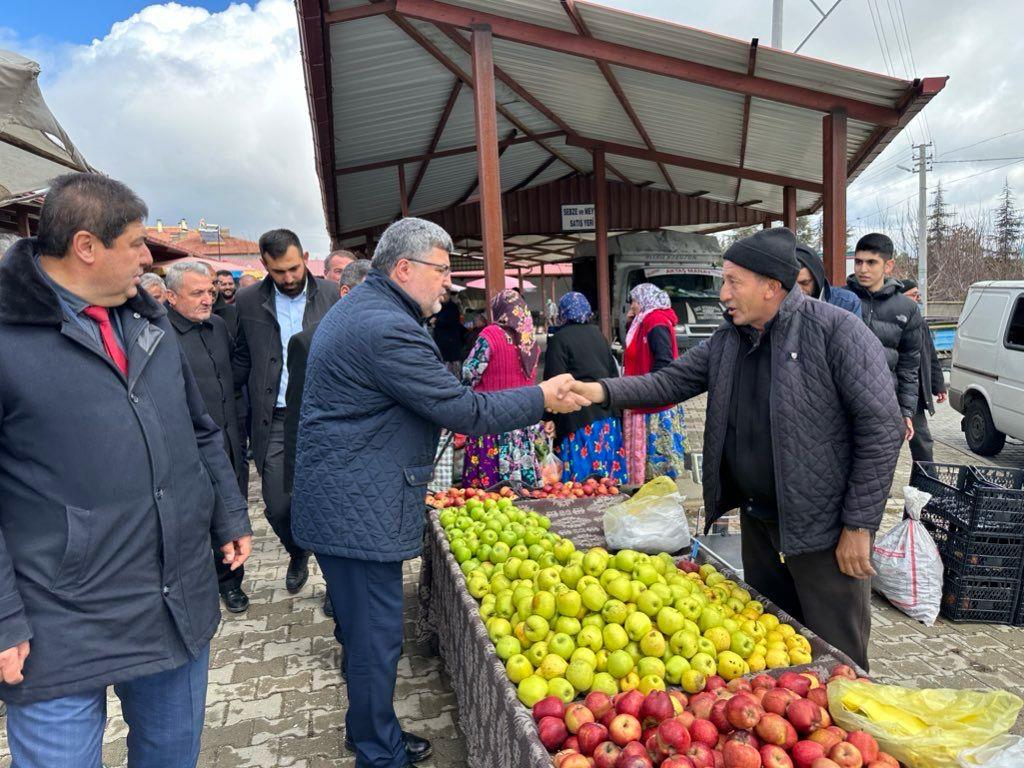 "GÖZLE GÖRÜLÜR BİR ESERLERİ NE YAZIK Kİ YOK"