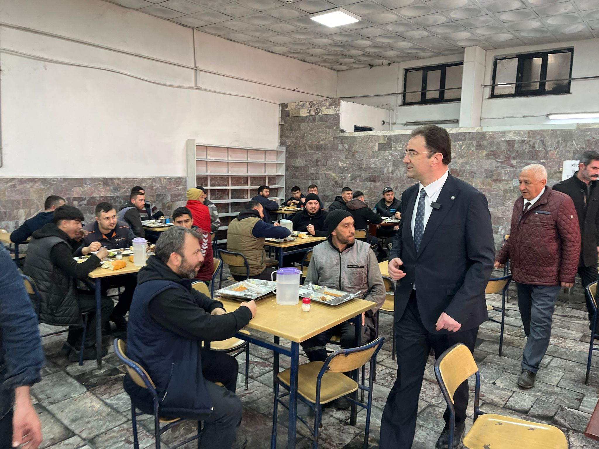 MHP'li Küçükkurt Hayırsever Aileyi Ziyaret Etti