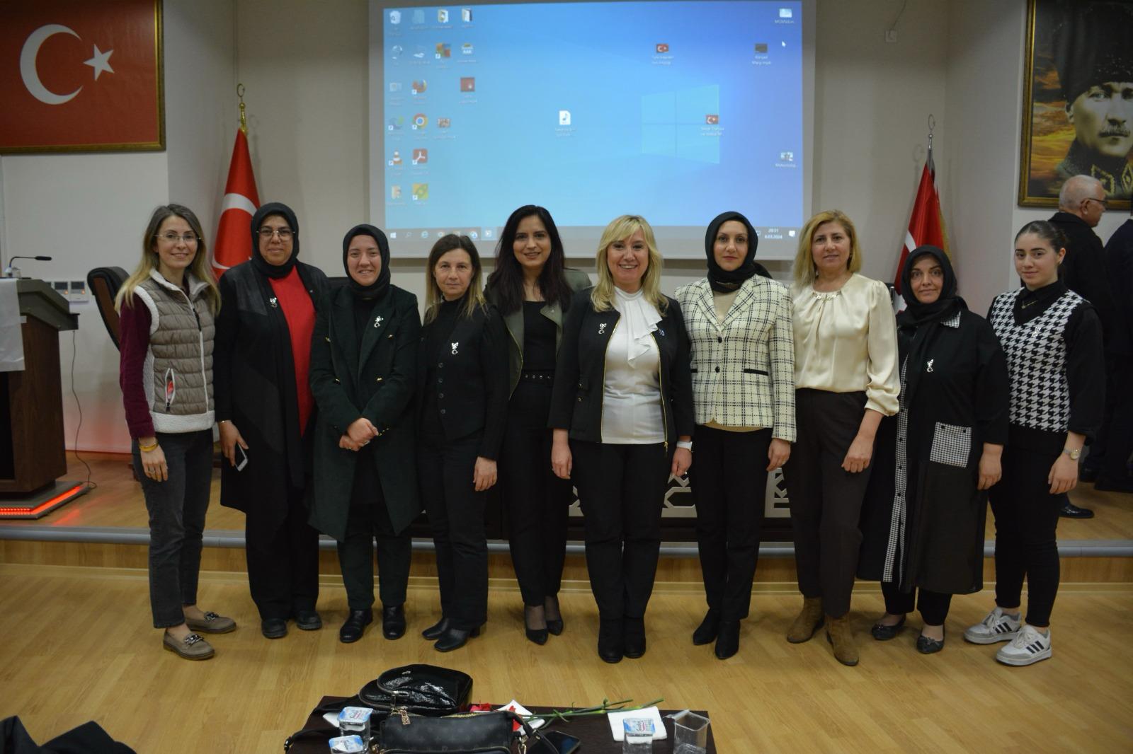 DEĞİŞİM MANTIKLI OLMAZSA AFYON’UN KAYIP YILLARINA YENİSİ EKLENİR
