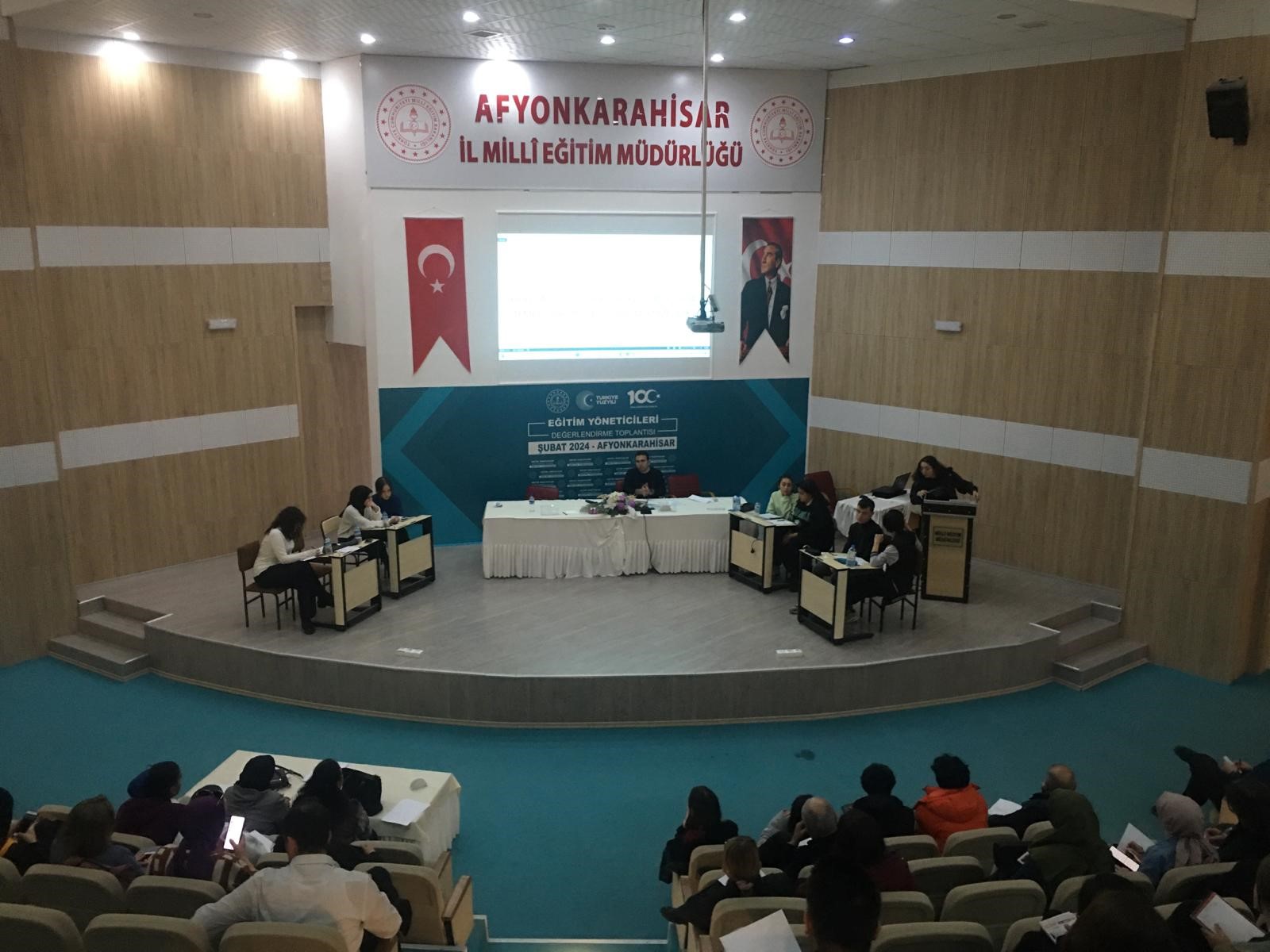 Afyon’da Münazara Müsabakası Düzenlendi