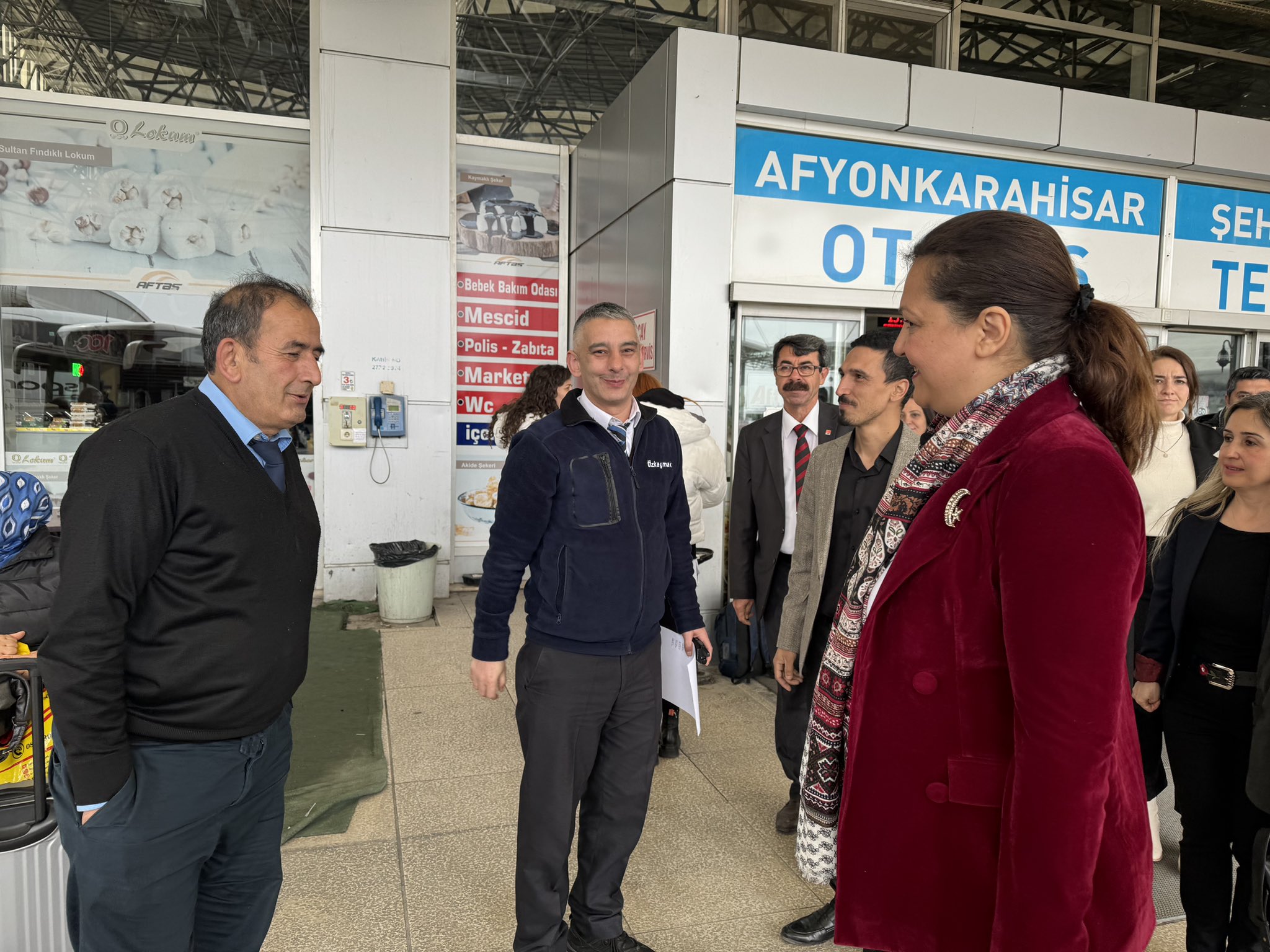CHP'li Köksal Otogar Sakinleriyle Bir Araya Geldi