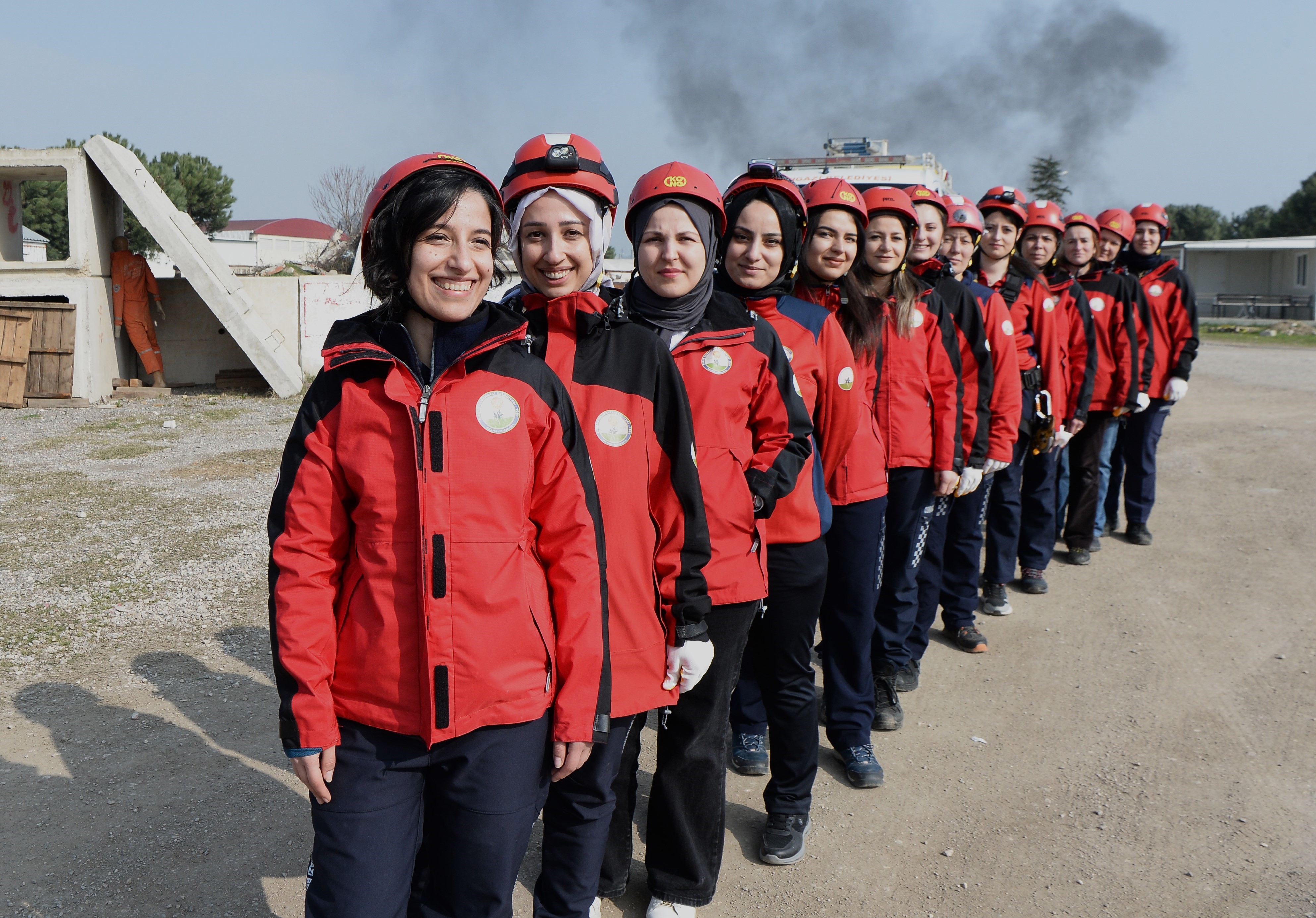 Bu Kadınlar Çok Farklı... Hem Belediyede Çalışıyor Hem Hayat Kurtarıyorlar