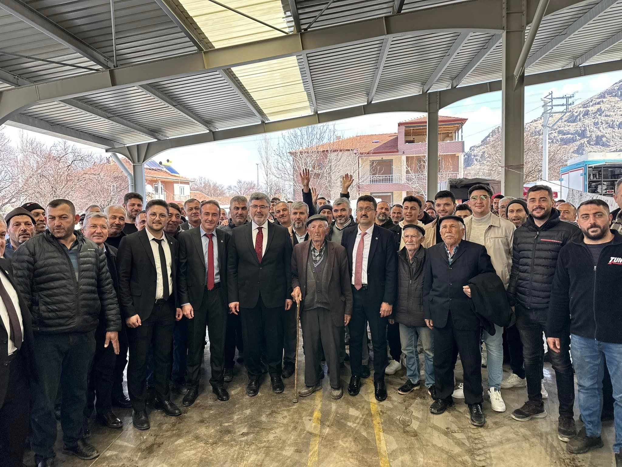 AK Partili Özkaya'nın Rotası  Tatarlı Beldesi Oldu