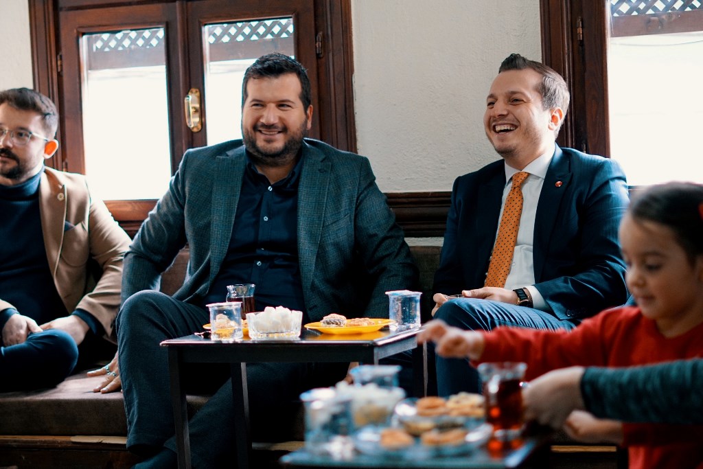 "EVLENENLERİN SAĞDICI BİZ OLACAĞIZ"