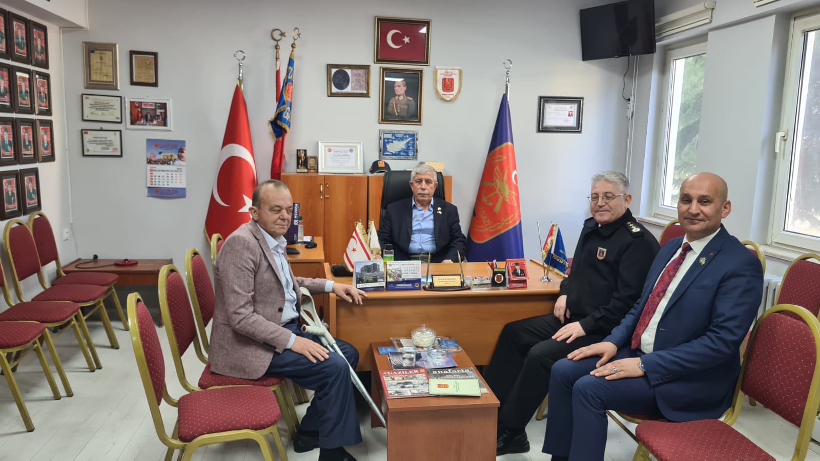 ŞEHİT AİLELERİ ZİYARET EDİLDİ