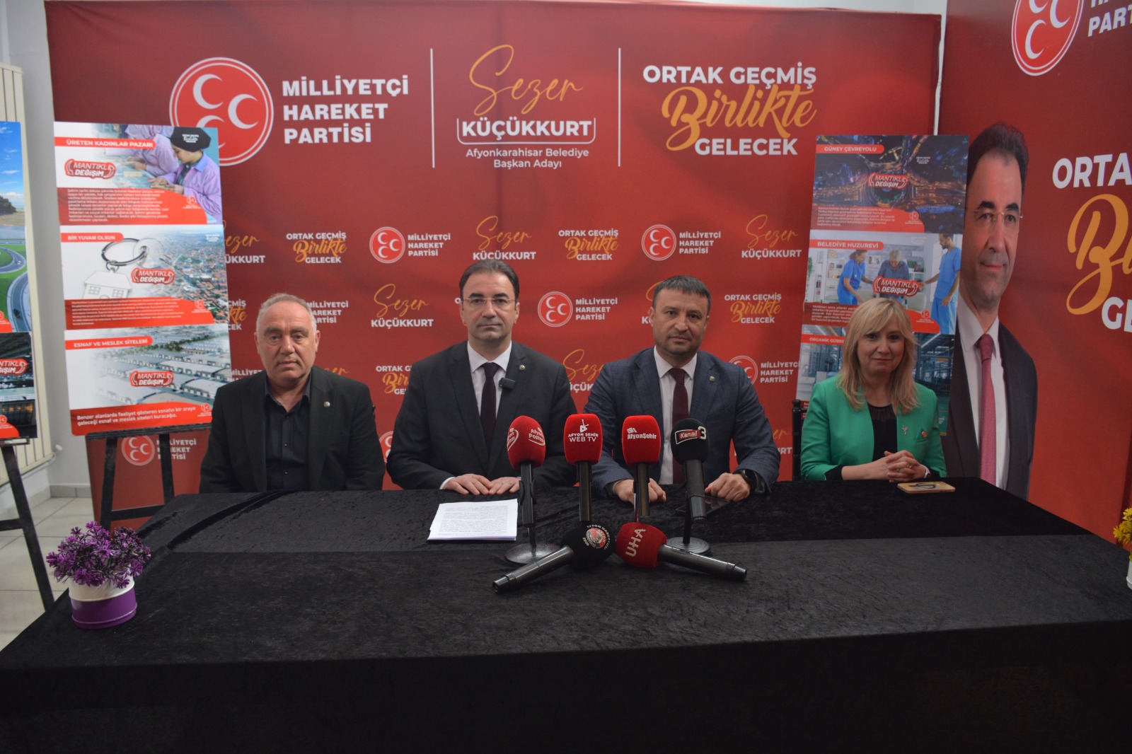 “AFYON’DA KUVÂ-Yİ MİLLİYE GÜZELLEMELERİ YAPANLARI, GENEL BAŞKANLARI UŞAK’TA DÜZELTİYOR”