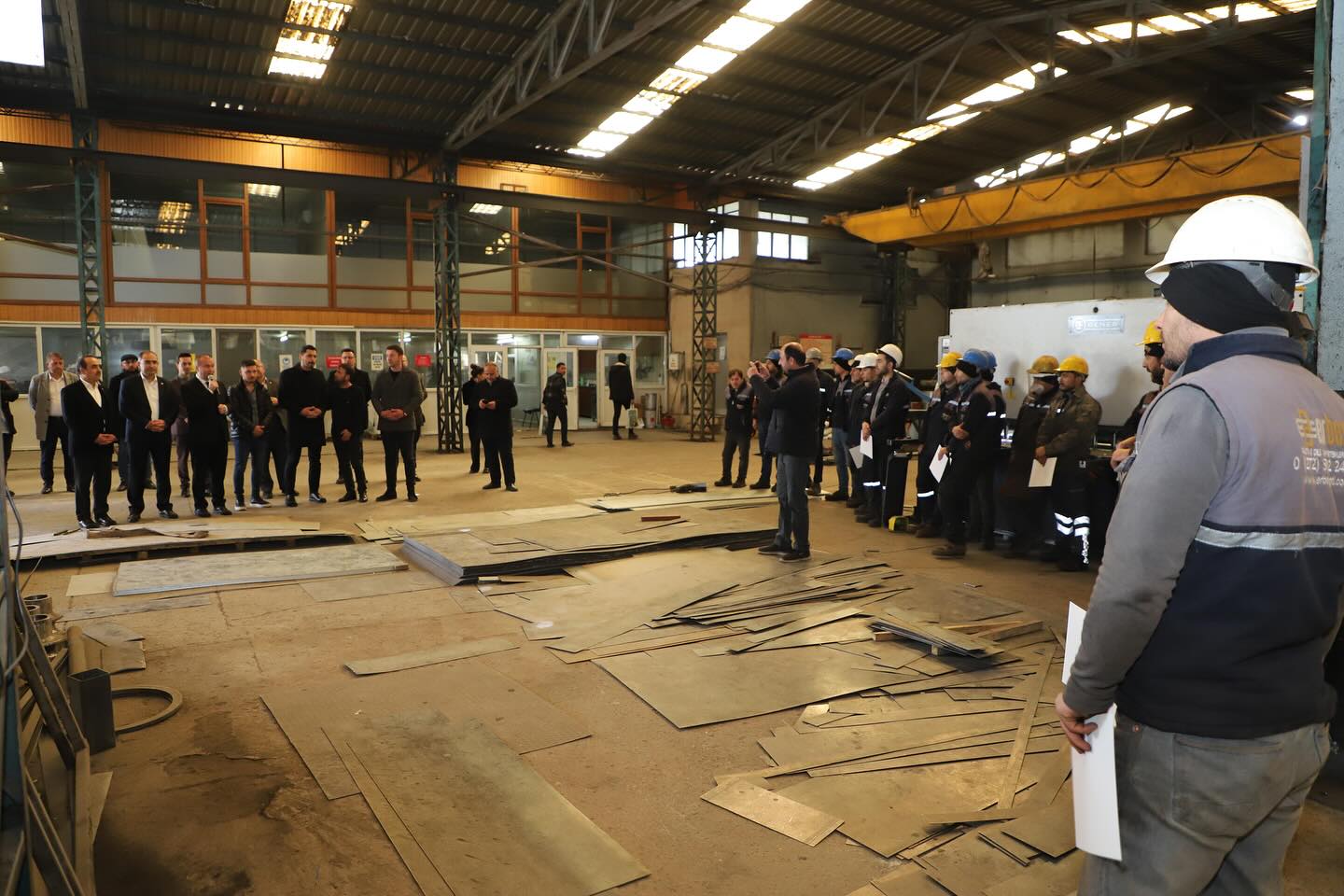 AFYONKARAHİSAR ORGANİZE SANAYİ BÖLGESİ'NDE İŞ DÜNYASIYLA BULUŞTU