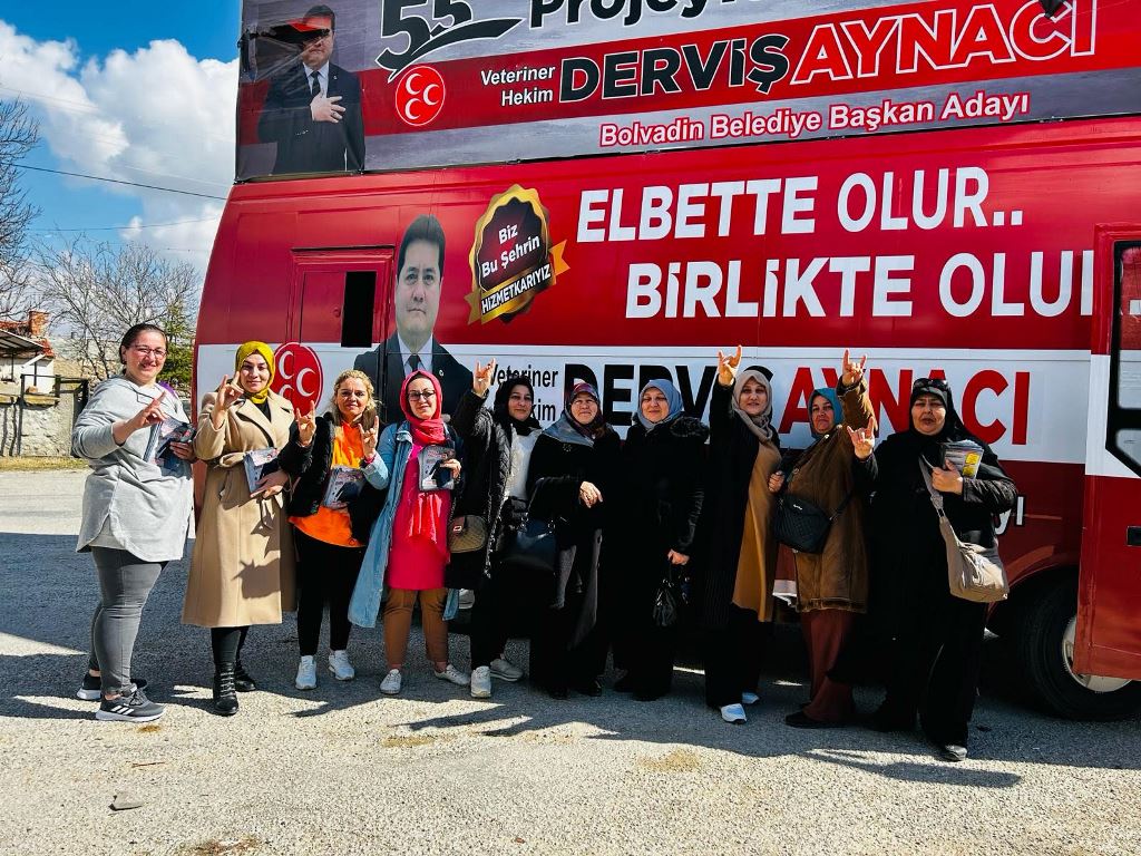 MHP KADIN KOLLARI ARA VERMEDEN SAHADA ÇALIŞIYOR