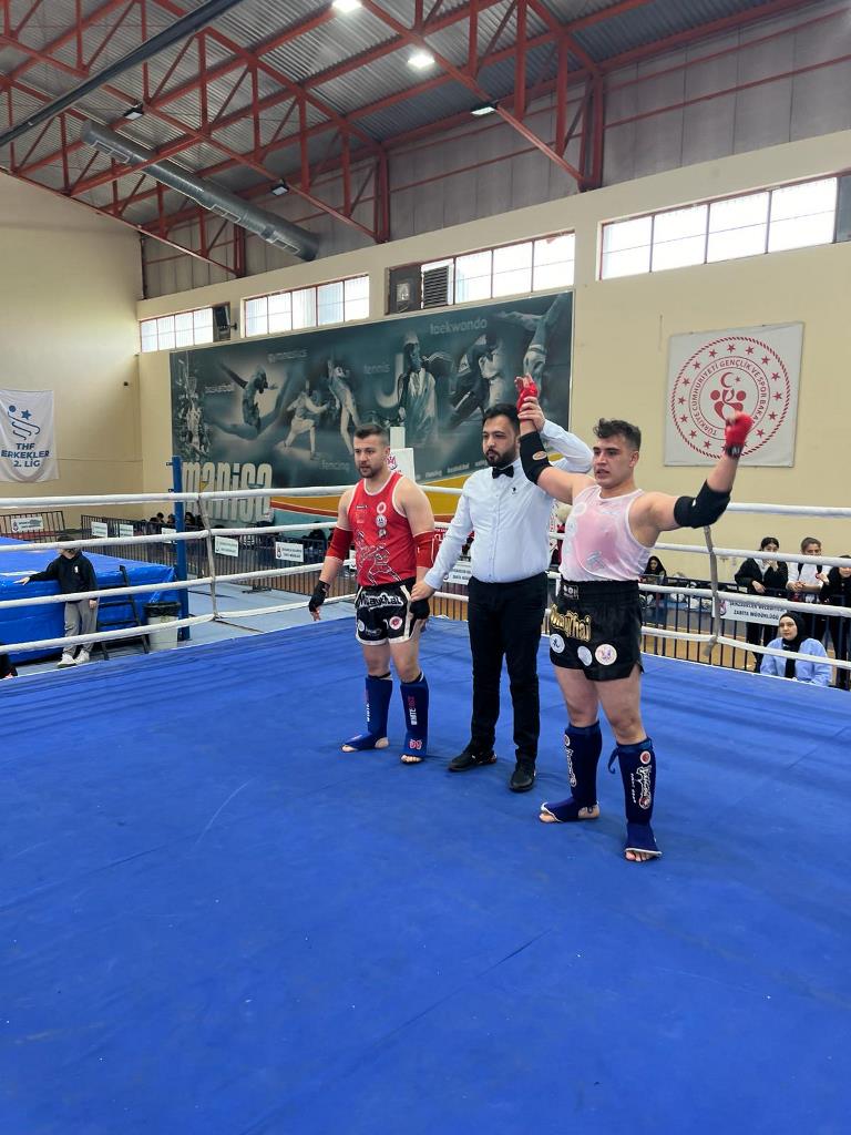 AFYONKARAHİSARLI MUAYTHAİ SPORCULARI EGE BÖLGESİ'NDE ŞOV YAPTI!