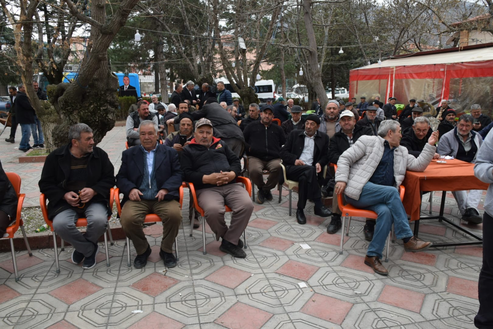 İyi Parti'den Gövde Gösterisi