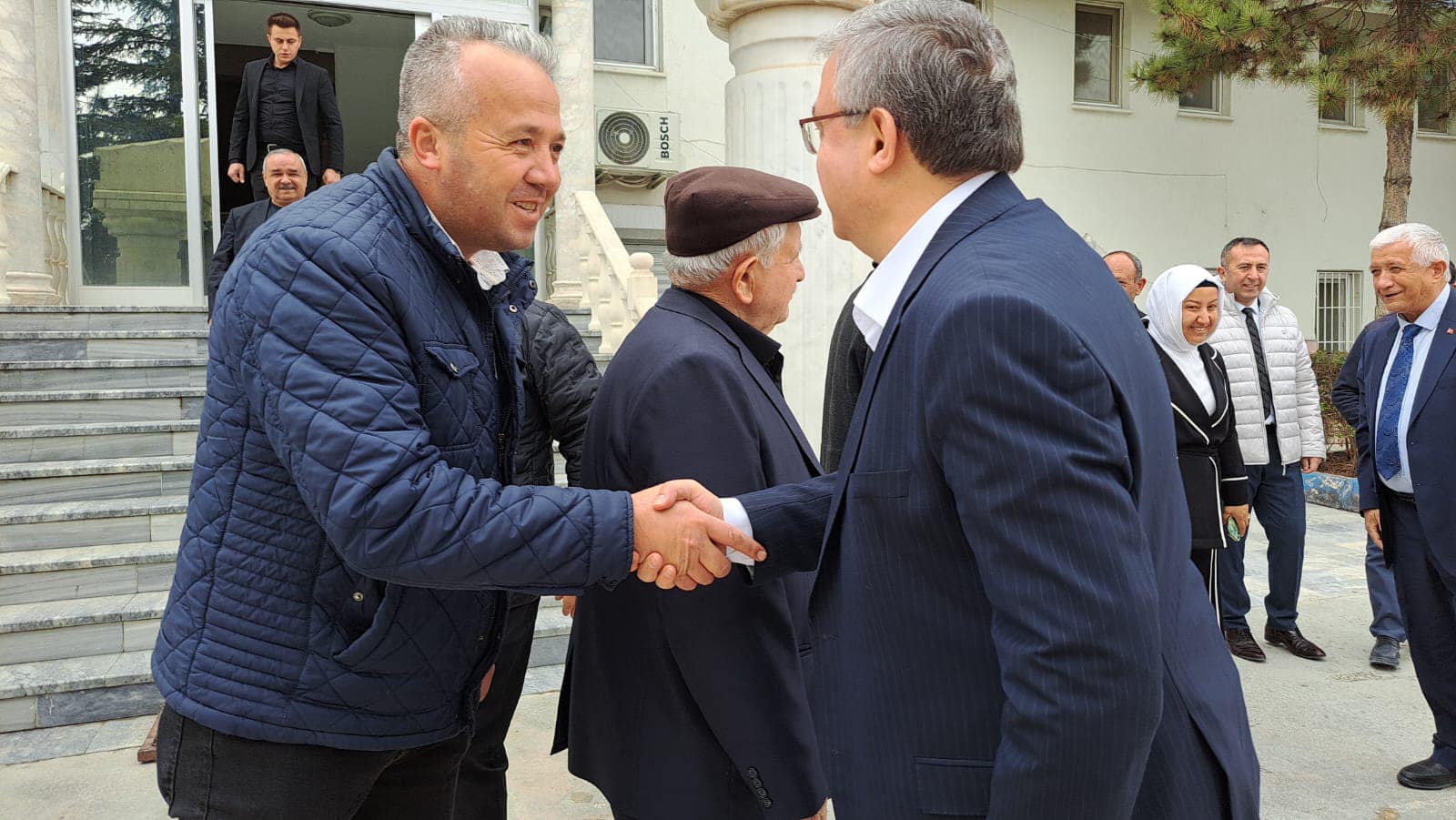 Yurdunuseven, İscehisar Belediye Başkanı Ahmet Şahin'i Ziyaret Etti