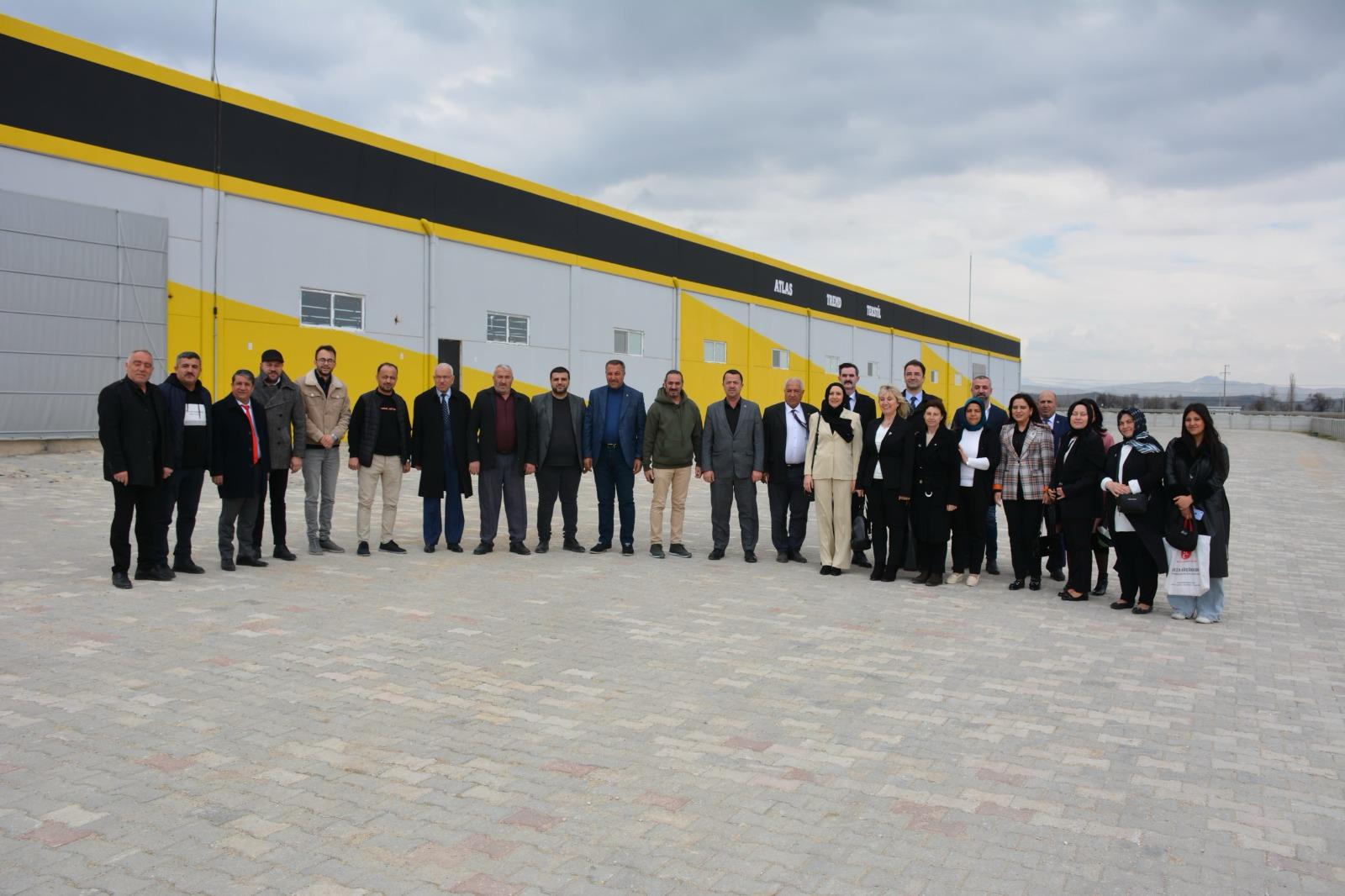 AYAĞI YERE BASMAYAN, KAYNAĞI OLUŞTURULMAMIŞ, DETAYLARI ÇALIŞILMAMIŞ HİÇBİR PROJEMİZ YOK