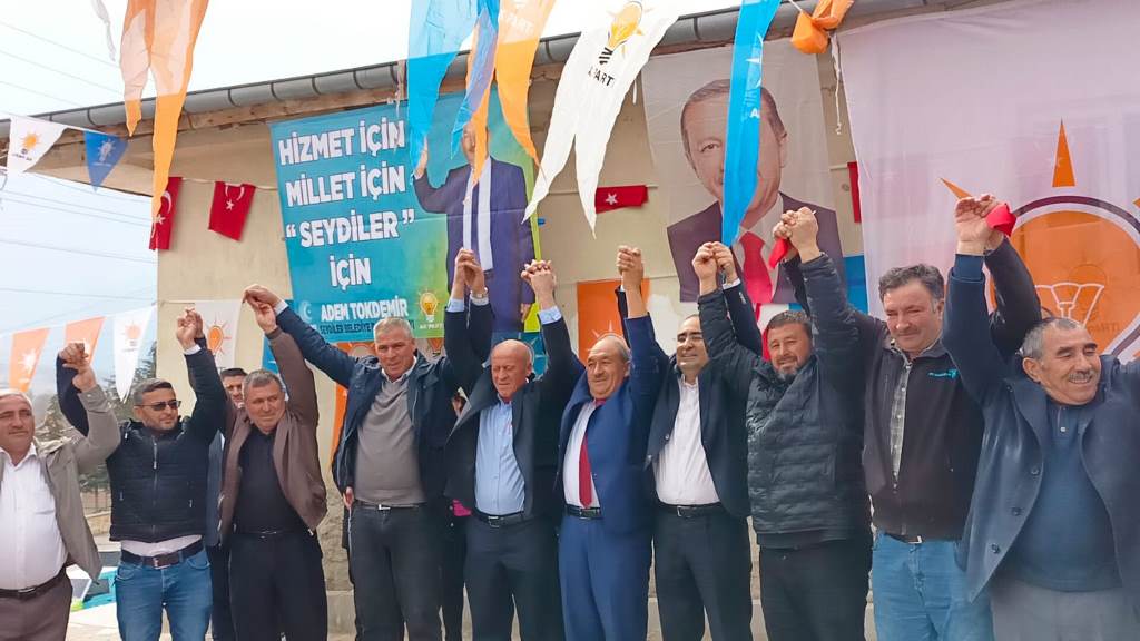 "BU MİLLET SİZİ DE EŞ BAŞKANINIZI DA BİLİR"