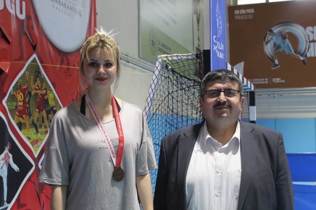 GENÇLİG MASA TENİSİ TURNUVASI SONA ERDİ