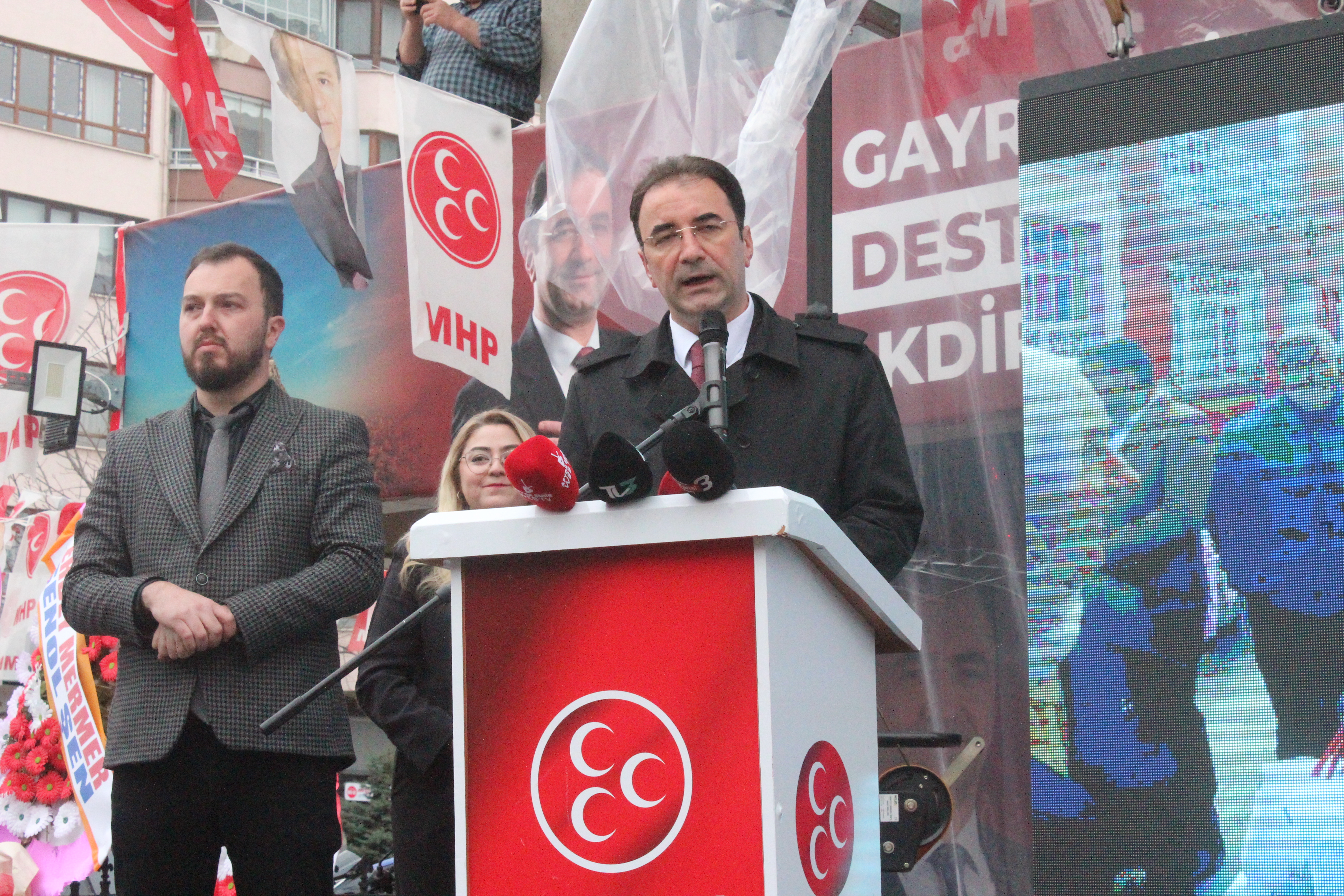 MİLLİYETÇİ HAREKETTEN COŞKULU SKM AÇILIŞI