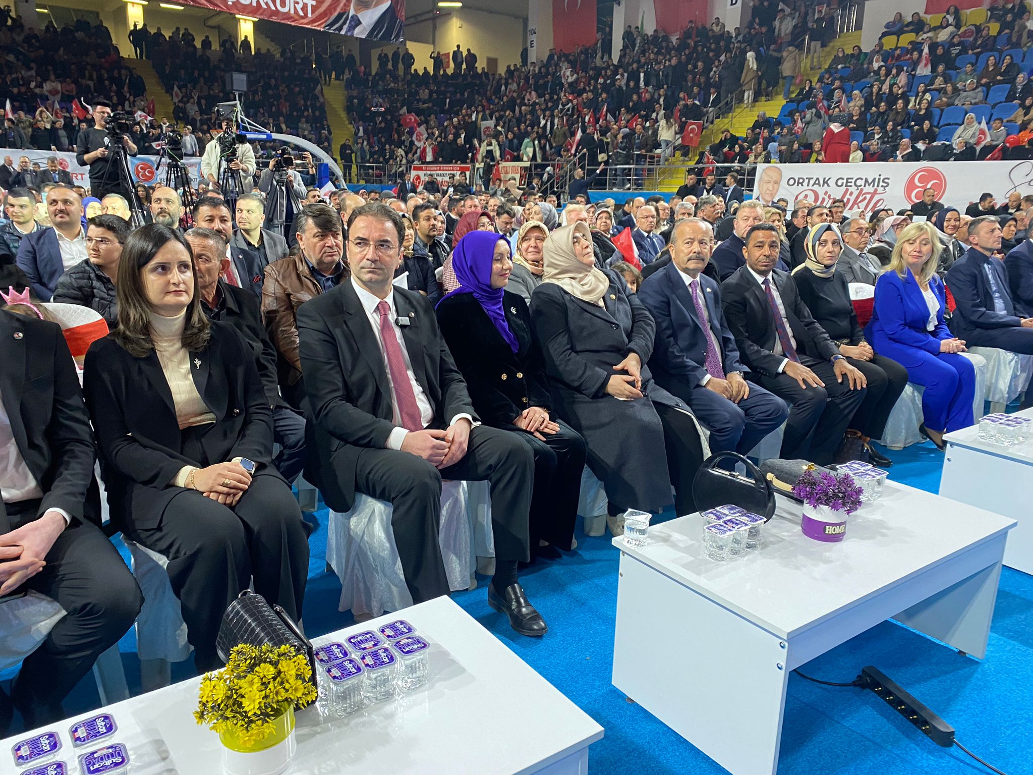 "Bizim arkamızda devlet var"