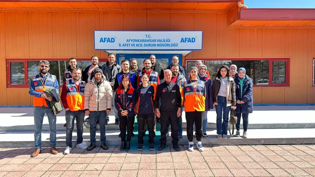 Gönüllülere Temel İlk Yardım Eğitimi Verildi