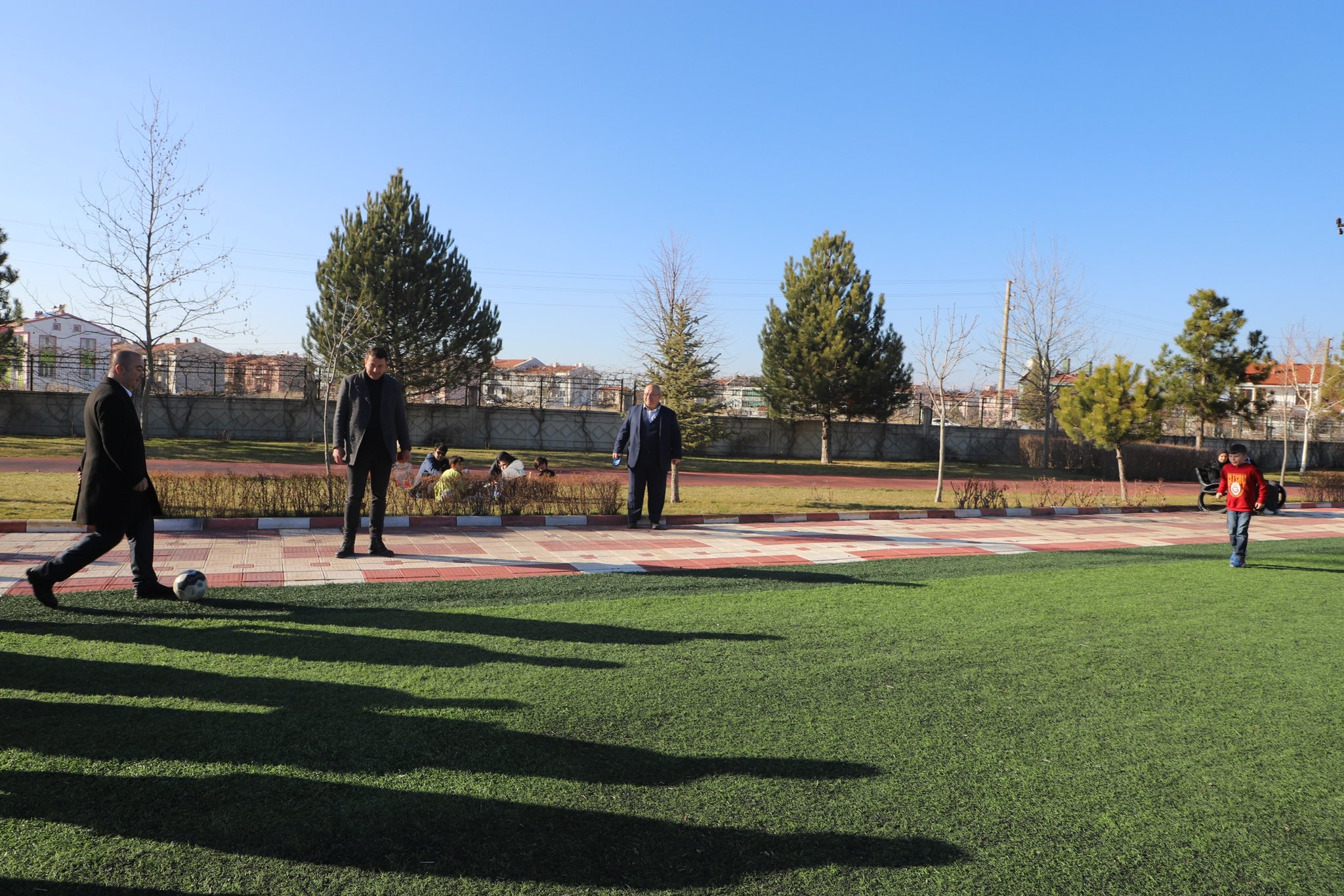 AK Partili Uluçay Afyon'a Çocukların Gözünden Baktı