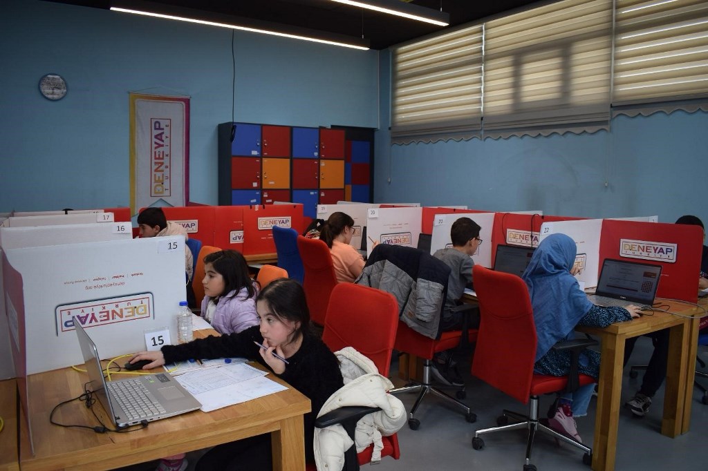 DENEYAP TEKNOLOJİ ATÖLYELERİ E-SINAVLARI BAŞLADI