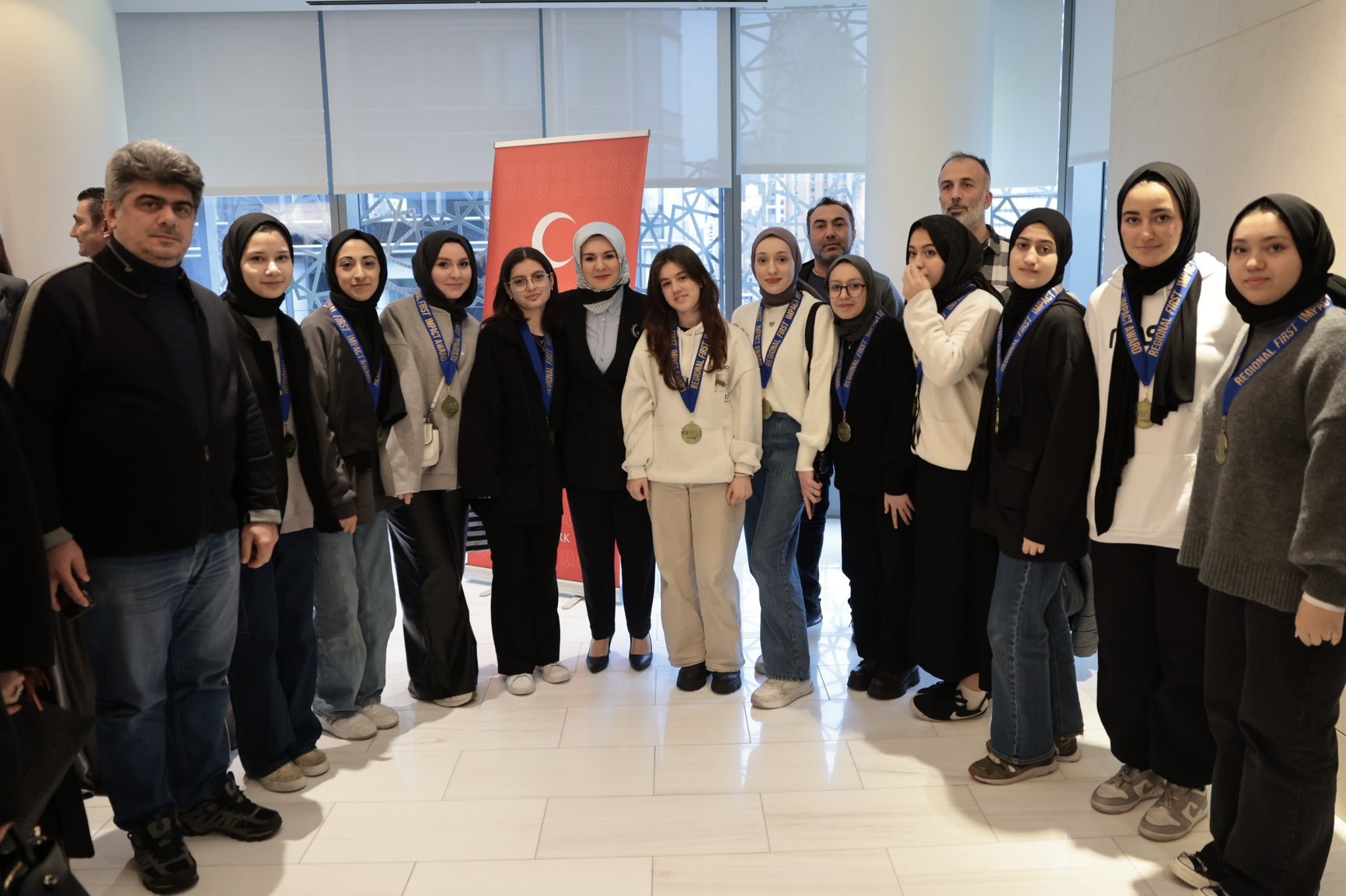 BAKAN GÖKTAŞ NEWYORK'TA GURBETÇİLERLE BULUŞTU