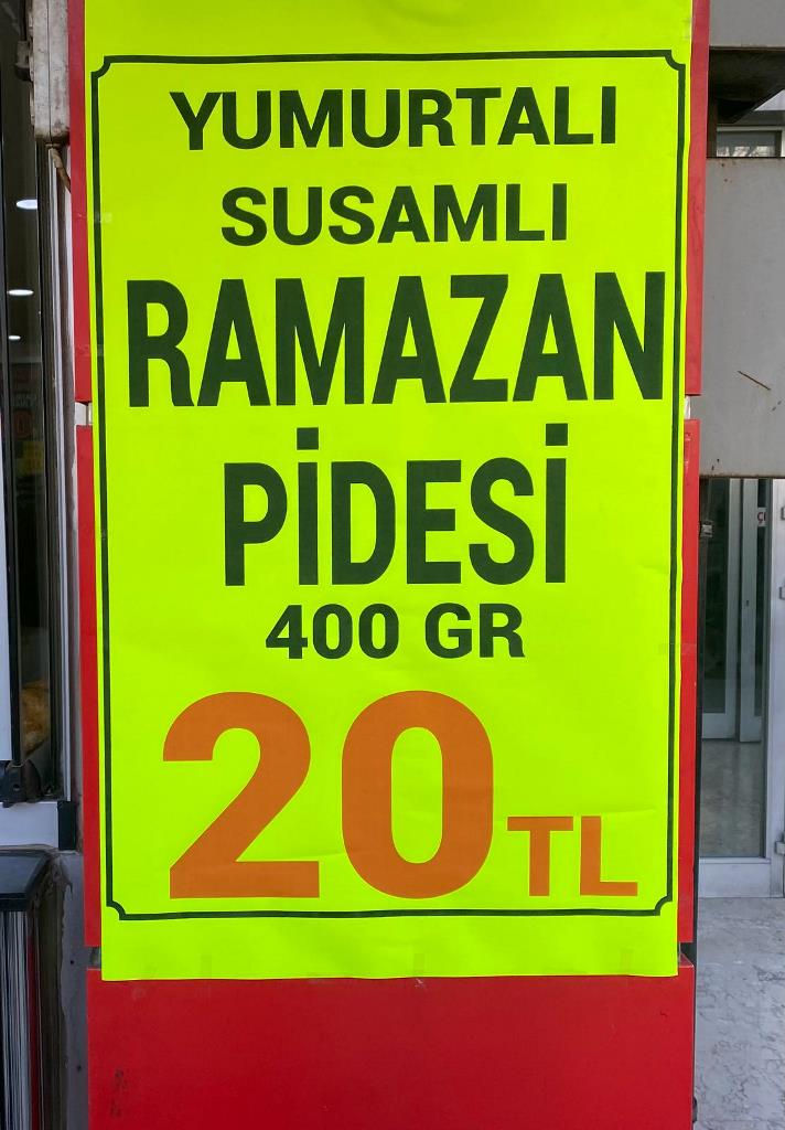 "KEBAP VAZGEÇİLMEZİMİZ PİDESİ İSE AŞKIMIZ"