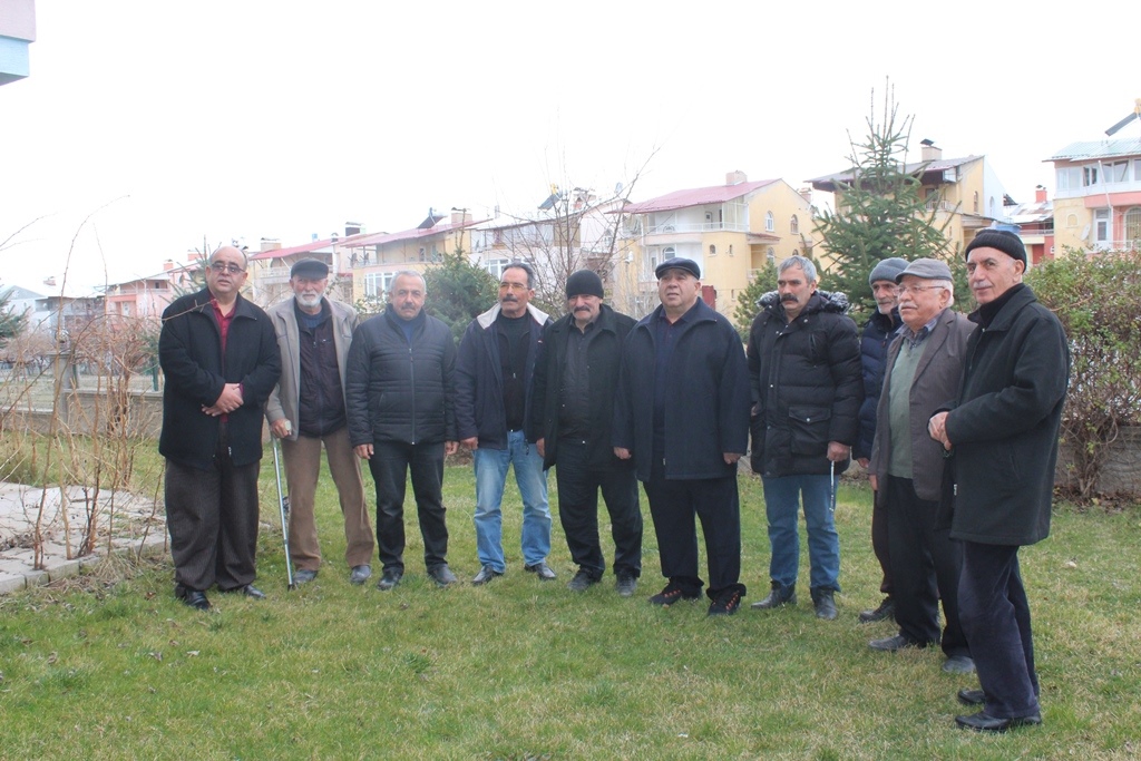 Emekli Öğretmen Mahallesine Muhtar Adayı Oldu