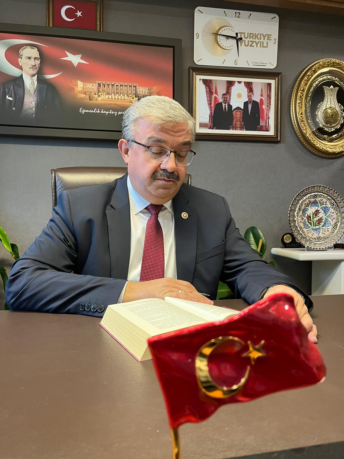 YURDUNUSEVEN, "İSTİKLAL MARŞI BİZİM TARİHİMİZDİR"