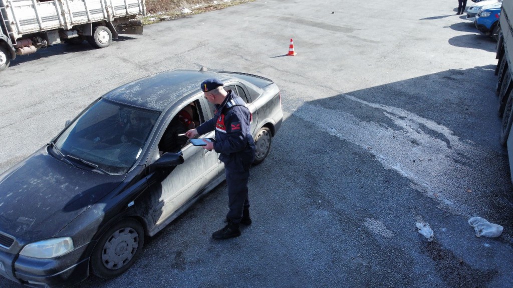 BOLVADİN'DE SÜRÜCÜLERE YÖNELİK DENETİM