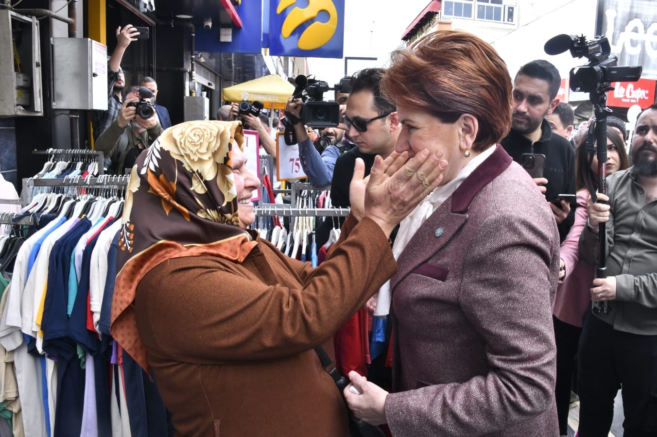 OLGUN GENEL BAŞKAN AKŞENER İLE DÜZCE PROGRAMINA KATILDI