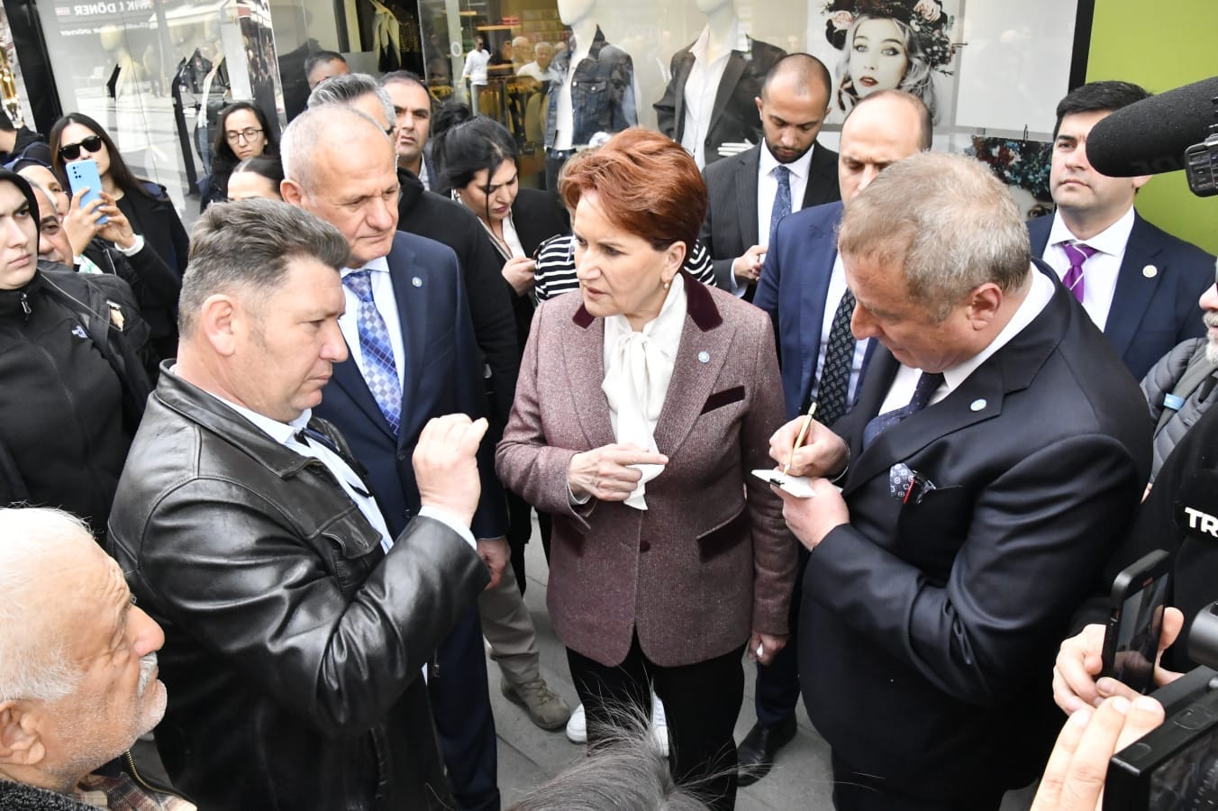 OLGUN GENEL BAŞKAN AKŞENER İLE DÜZCE PROGRAMINA KATILDI