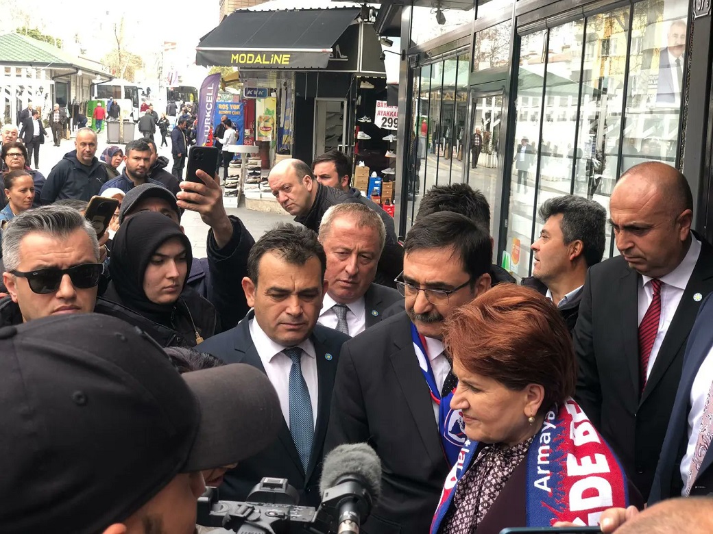 OLGUN AKŞENER İLE NİĞDE ESNAFINI ZİYARET ETTİ