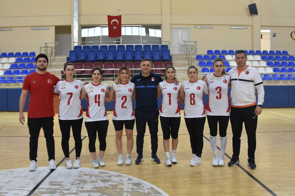 GOLBOL KADIN MİLLİ TAKIMI, ALTIN MADALYAYLA DÖNMEK İSTİYOR