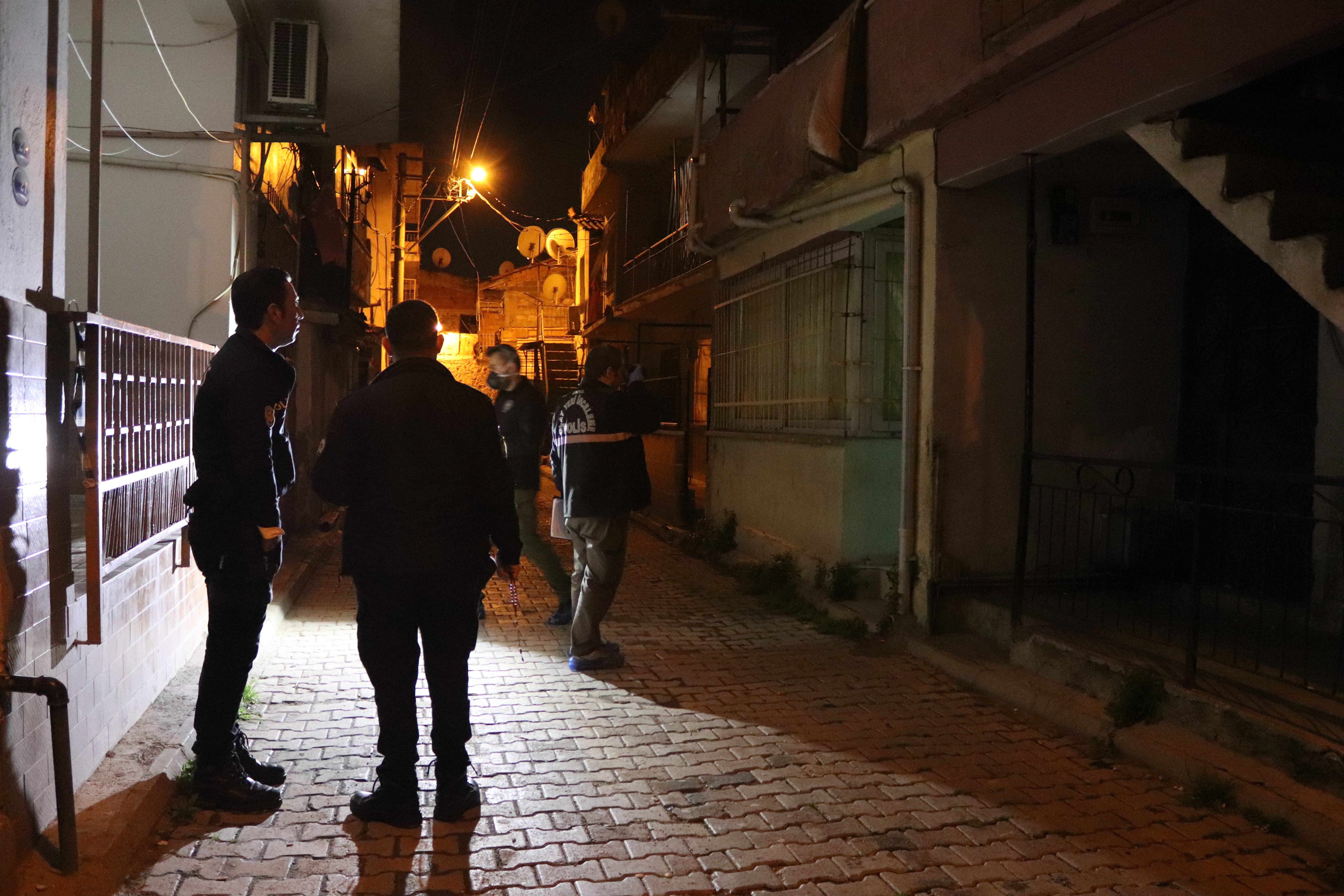 Aldığı Bıçak Darbelerine Yenilen Adam Hayatını Kaybetti