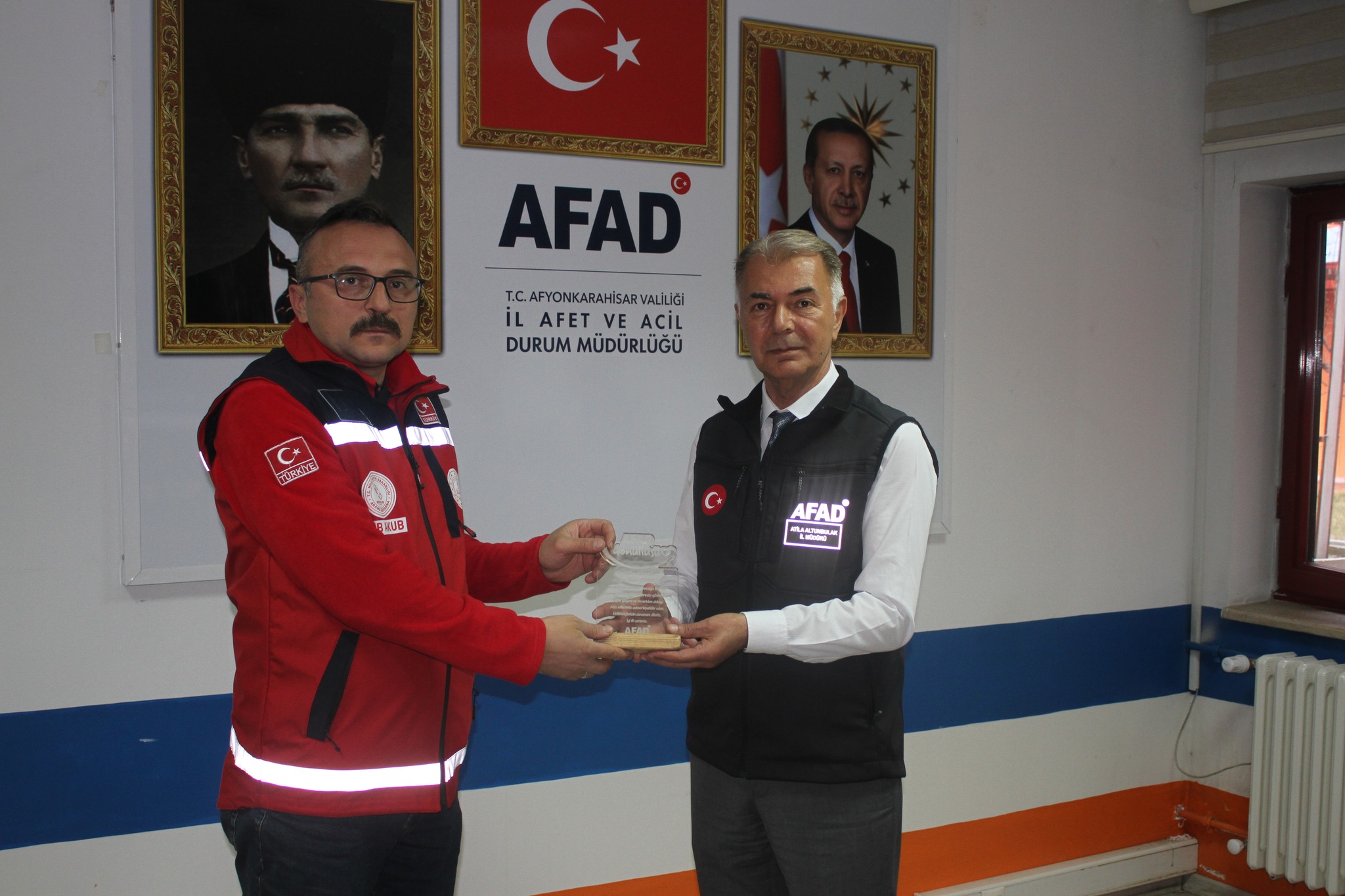 ANTALYA SEL FELAKETİNDE MÜDAHALEDE BULUNAN GÖNÜLLÜLERE ÖDÜL