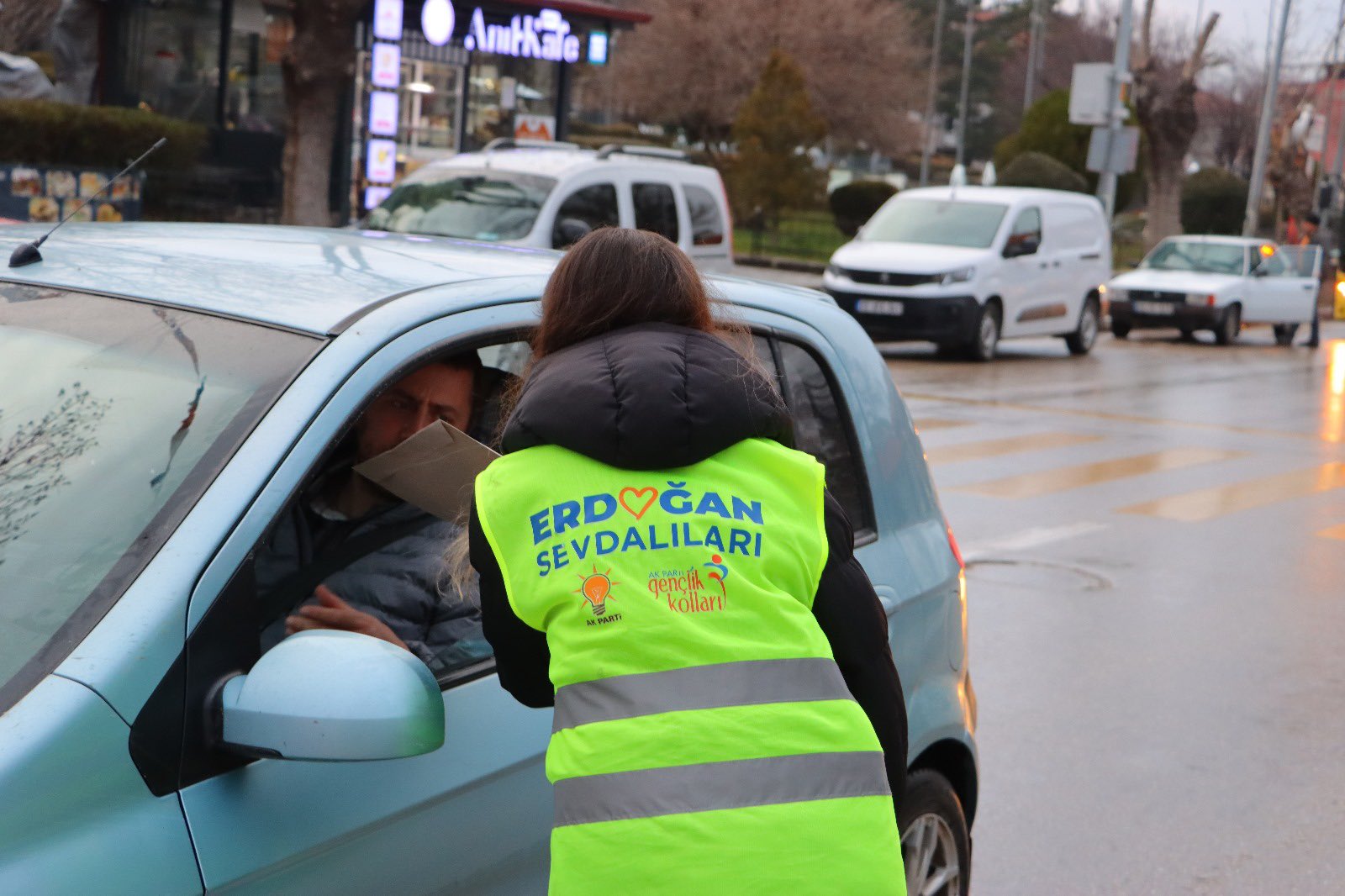 AK Gençlerin ‘İftara 5 kala’ geleneği