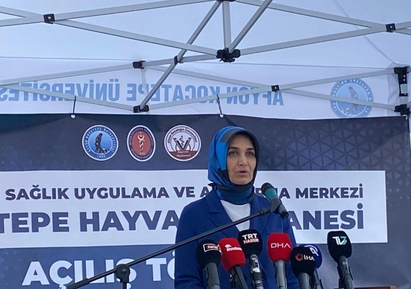 VALİ YİĞİTBAŞI, "HASTANEMİZ NİTELİKLERİ BAKIMINDAN TÜRKİYE'DE BİR İLK"