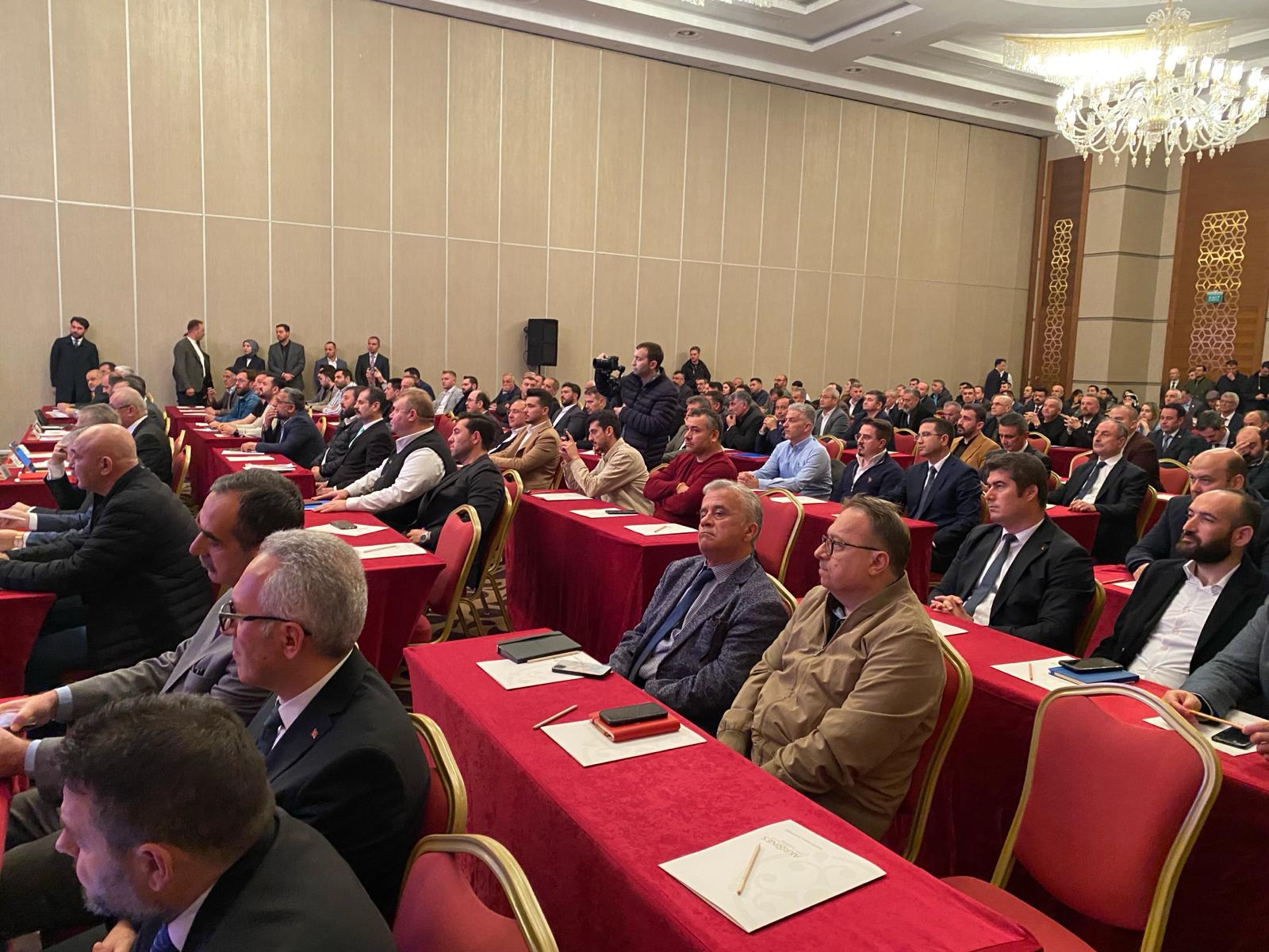 AFYON'DA SEKTÖRÜN EN'LERİ İLE BİR ARAYA GELDİ