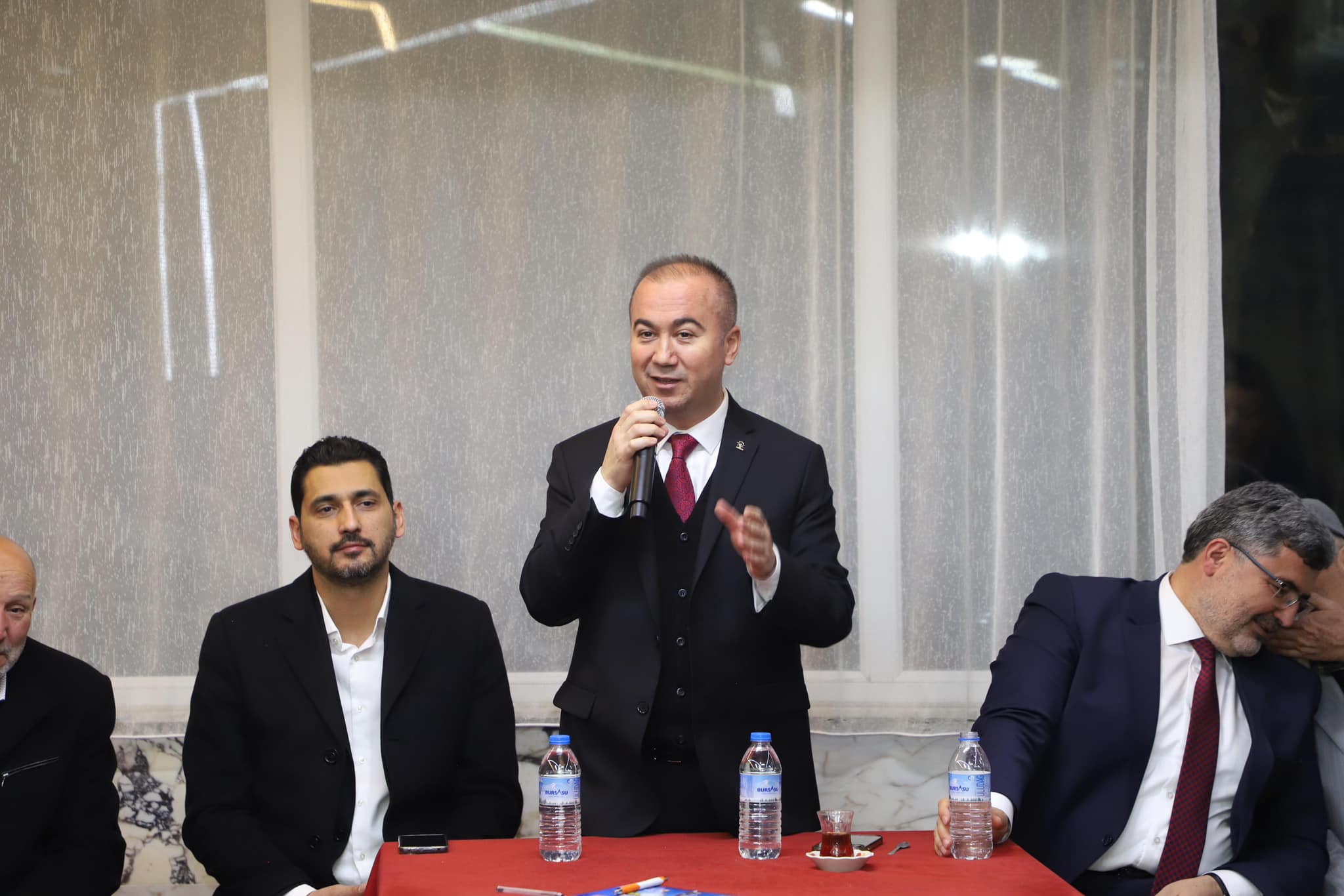 Uluçay, Sahipata Mahallesi'nde Vatandaşlarla Buluştu