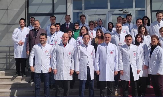 Tarım ve Orman Bakanlığı Gıda ve Kontrol Genel Müdürü, Afyonkarahisar Gıda Laboratuvarı'nda İncelemelerde Bulundu
