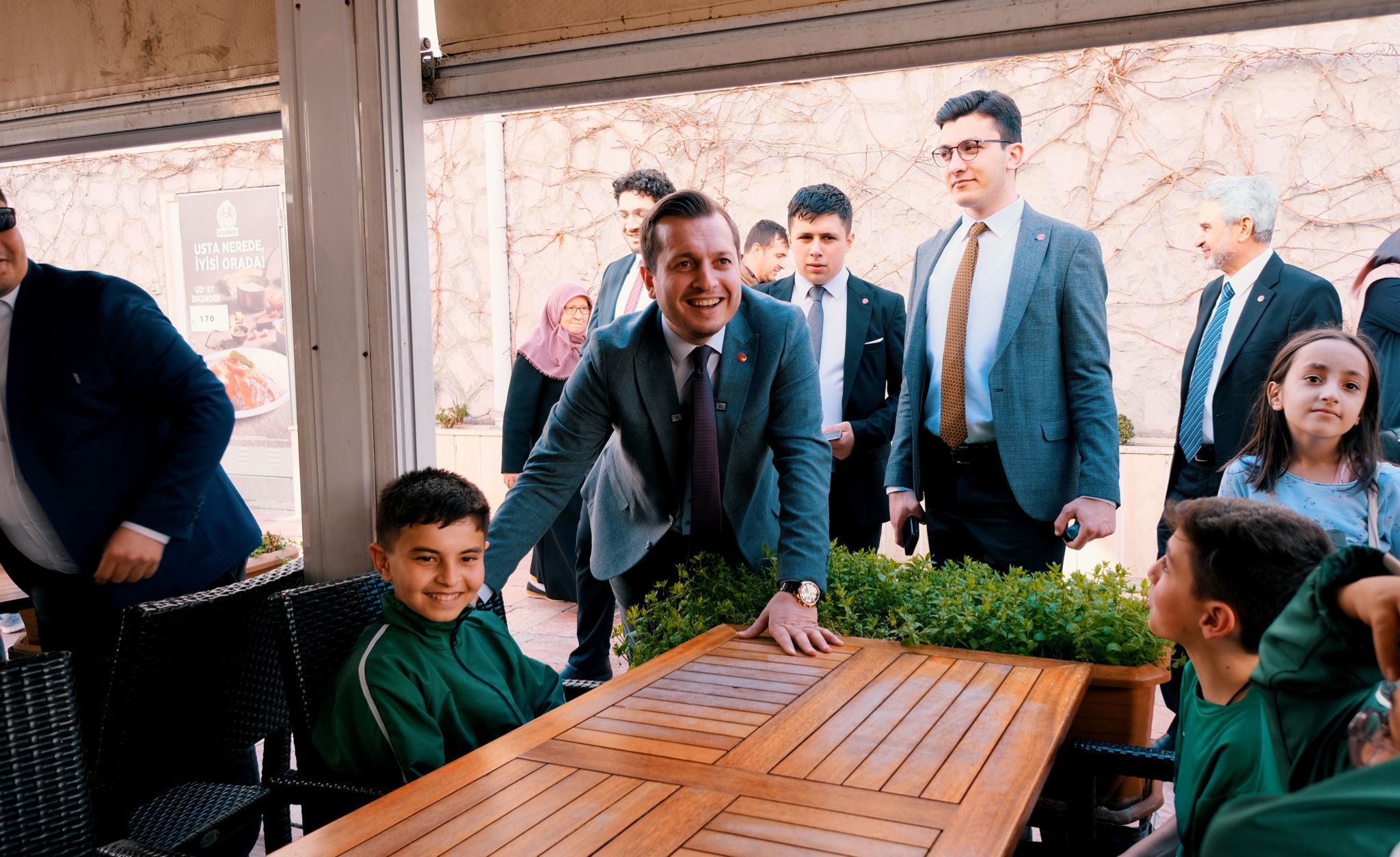 KARATAŞ: ‘’ŞEHİR LOKANTALARI AÇACAĞIZ’’