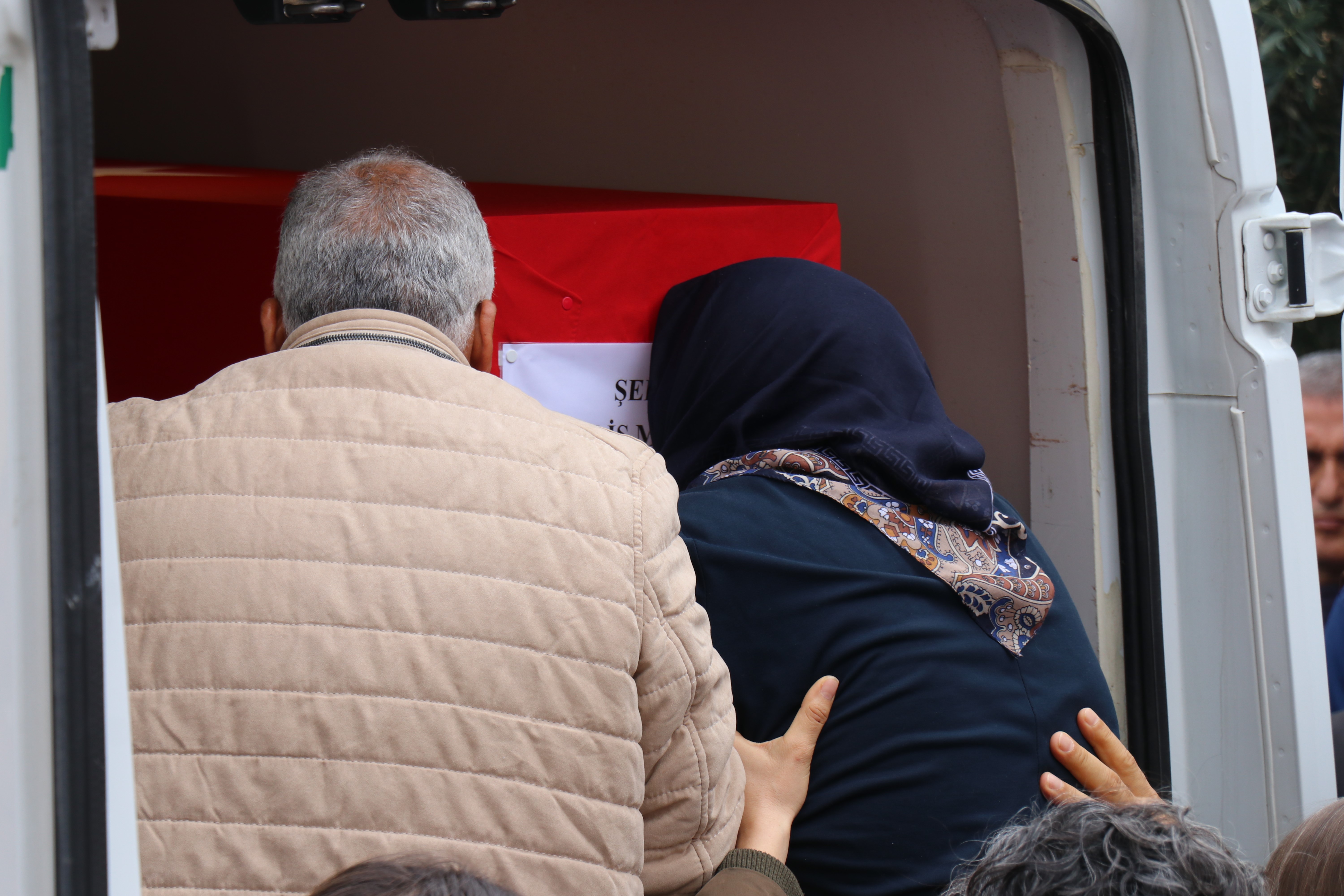 Doğum Gününde Şehit Düşen Polis Memuru Son Yolculuğuna Uğurlandı