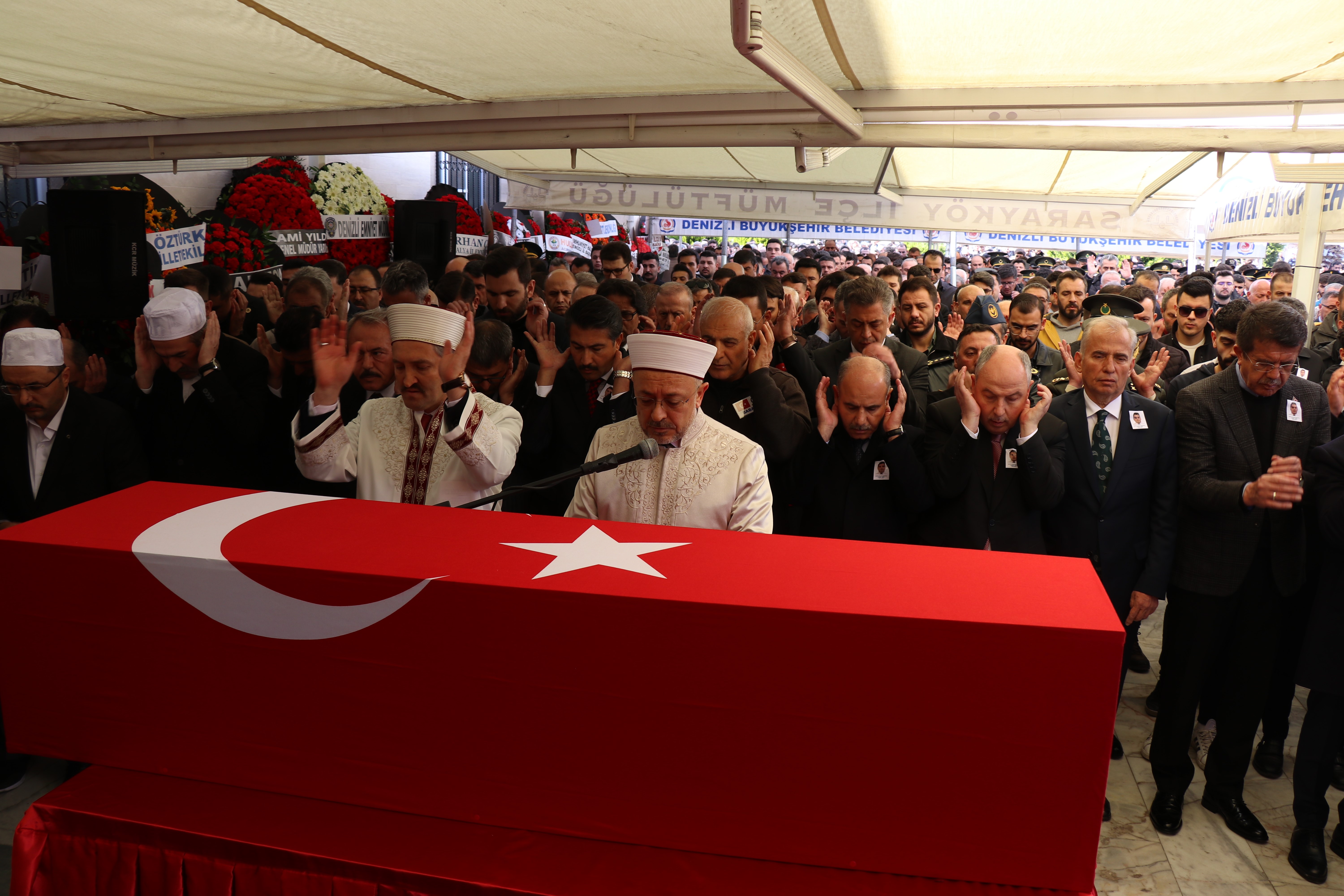 Doğum Gününde Şehit Düşen Polis Memuru Son Yolculuğuna Uğurlandı
