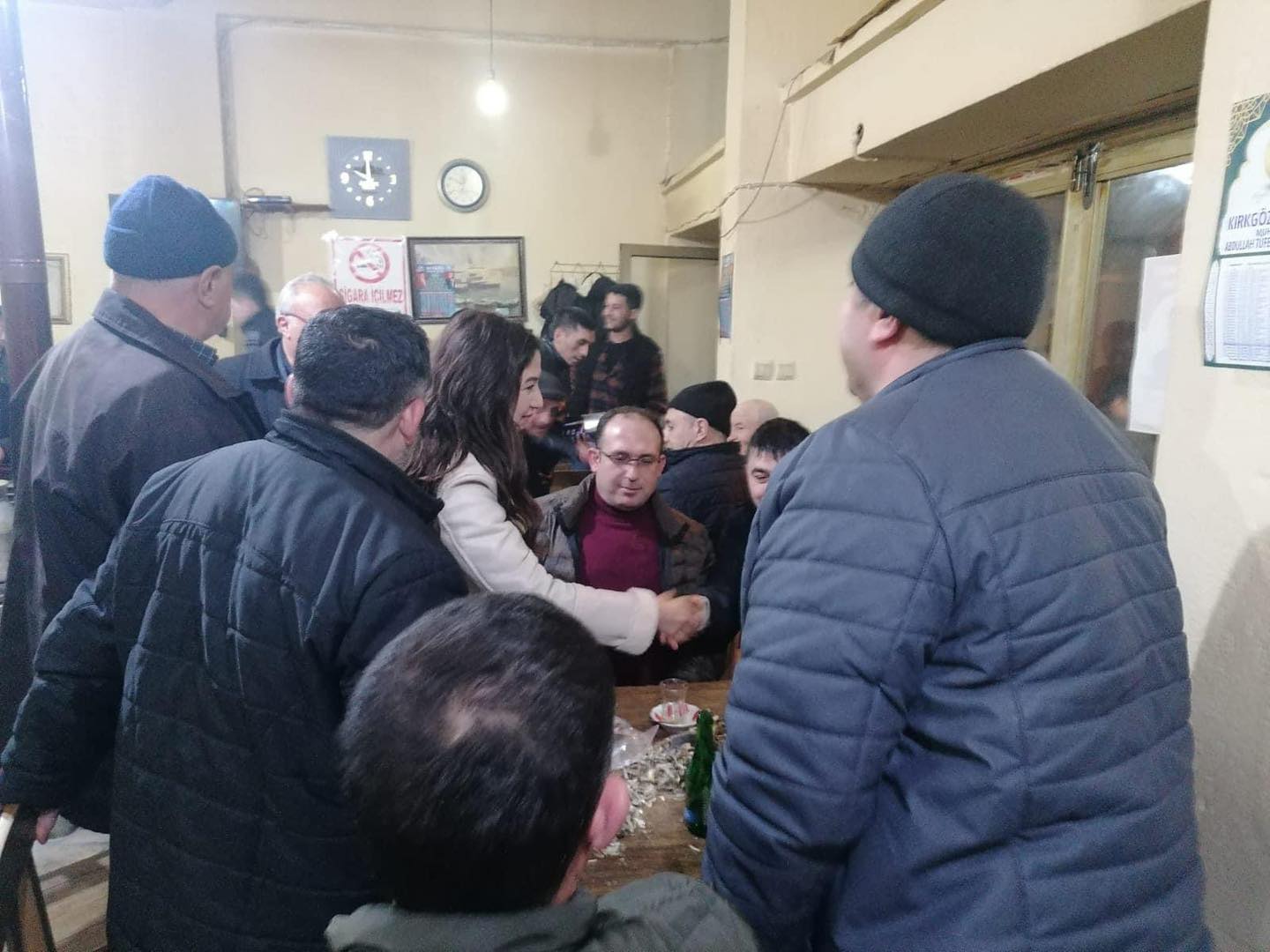 Bolvadin'de Kadın Aday Kahvehane Ziyareti Gerçekleştirdi